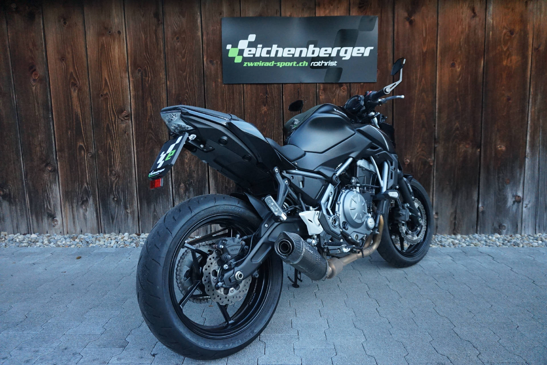 KAWASAKI Z 650 ABS (35kW) mit Leovince LV Onre Evo Carbon Auspuff-image-3