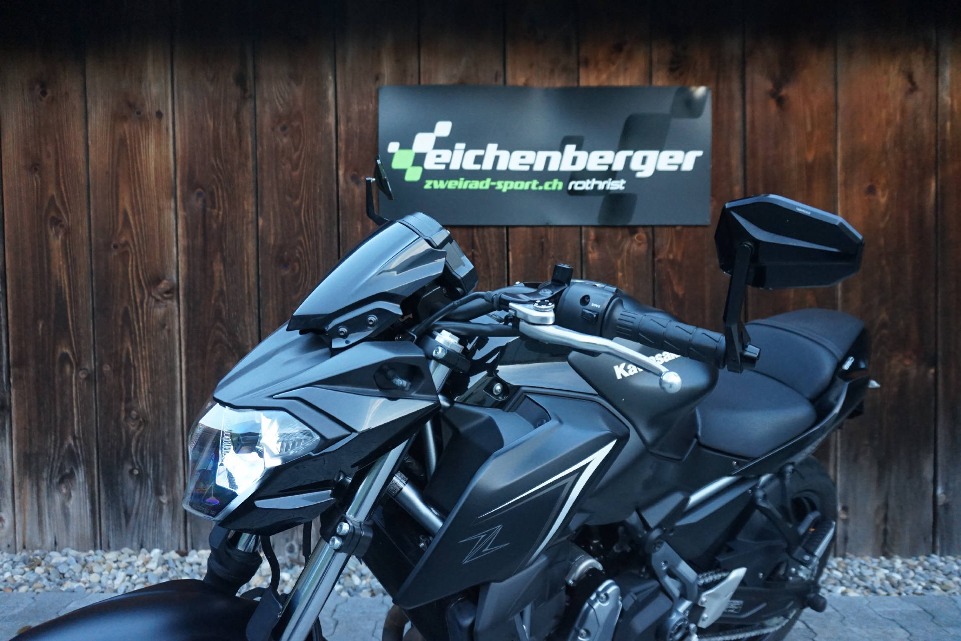 KAWASAKI Z 650 ABS (35kW) mit Leovince LV Onre Evo Carbon Auspuff-image-4