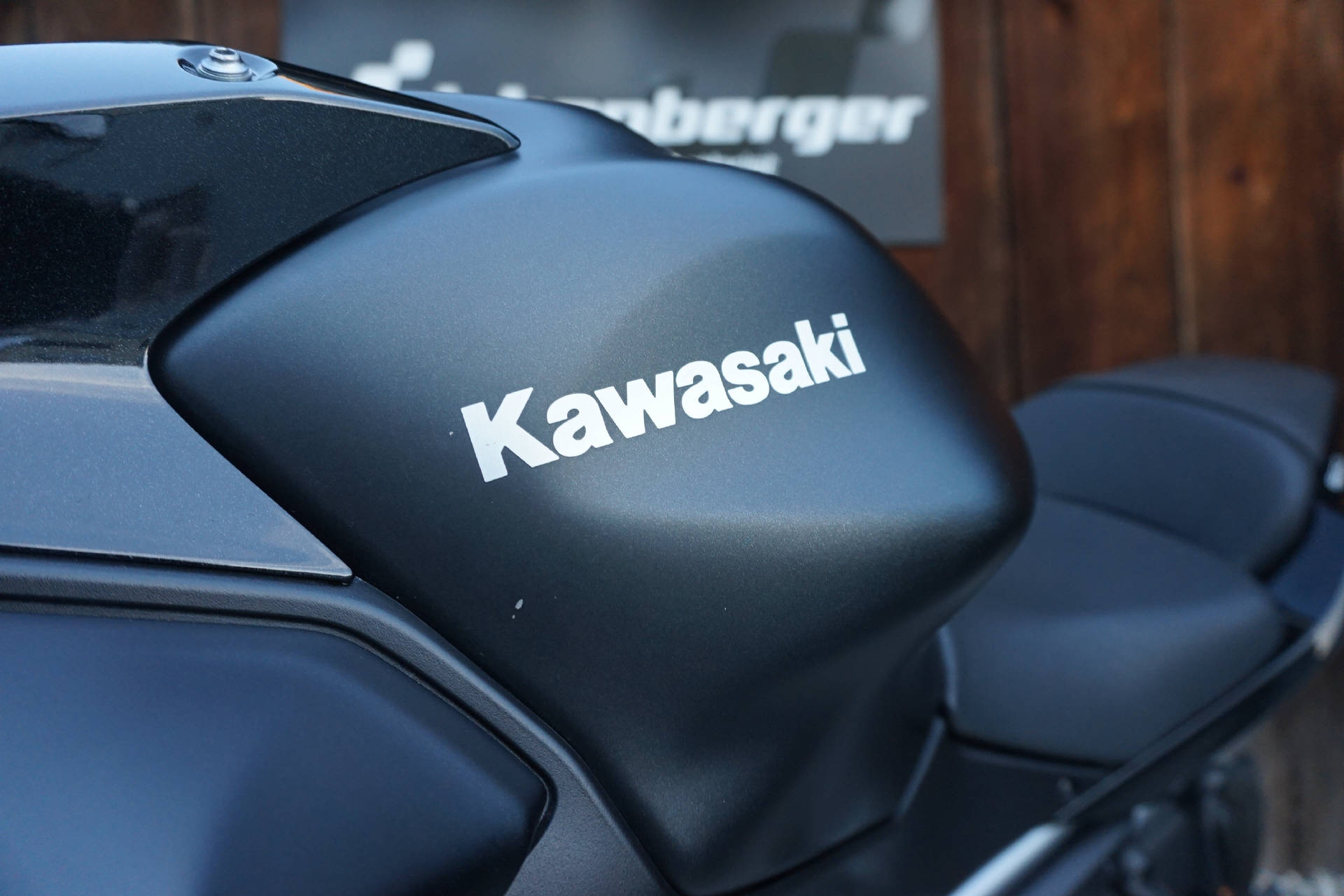 KAWASAKI Z 650 ABS (35kW) mit Leovince LV Onre Evo Carbon Auspuff-image-12