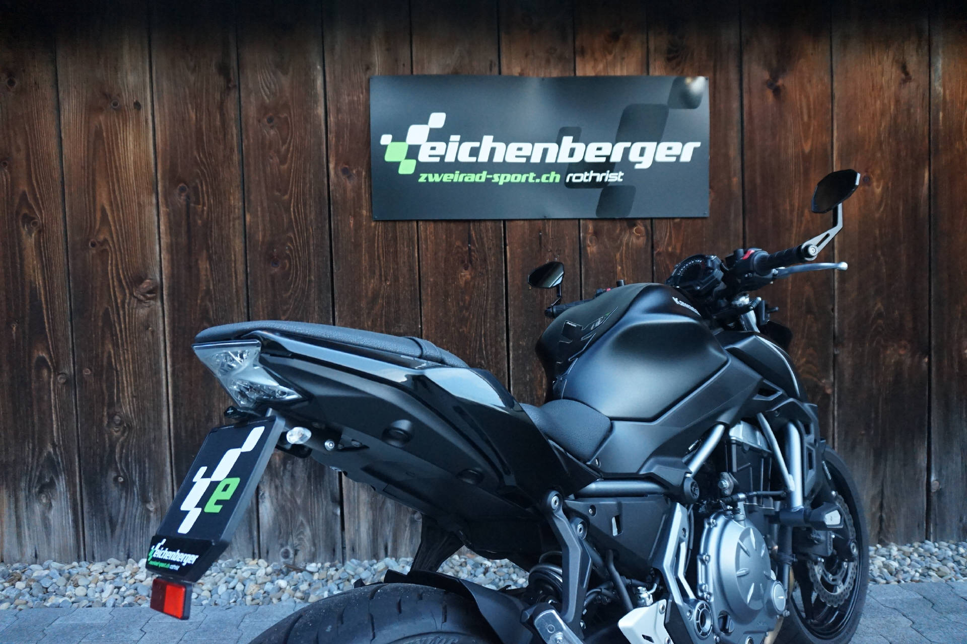 KAWASAKI Z 650 ABS (35kW) mit Leovince LV Onre Evo Carbon Auspuff-image-5