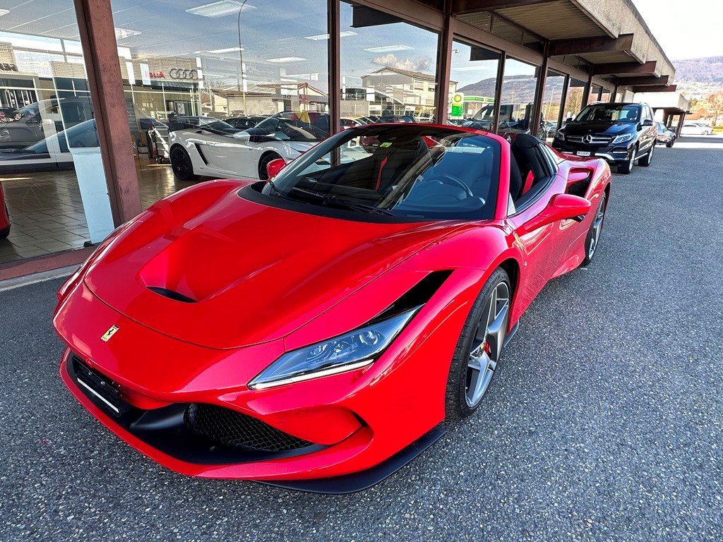 FERRARI F8 Spider 3.9 Turbo-image-1