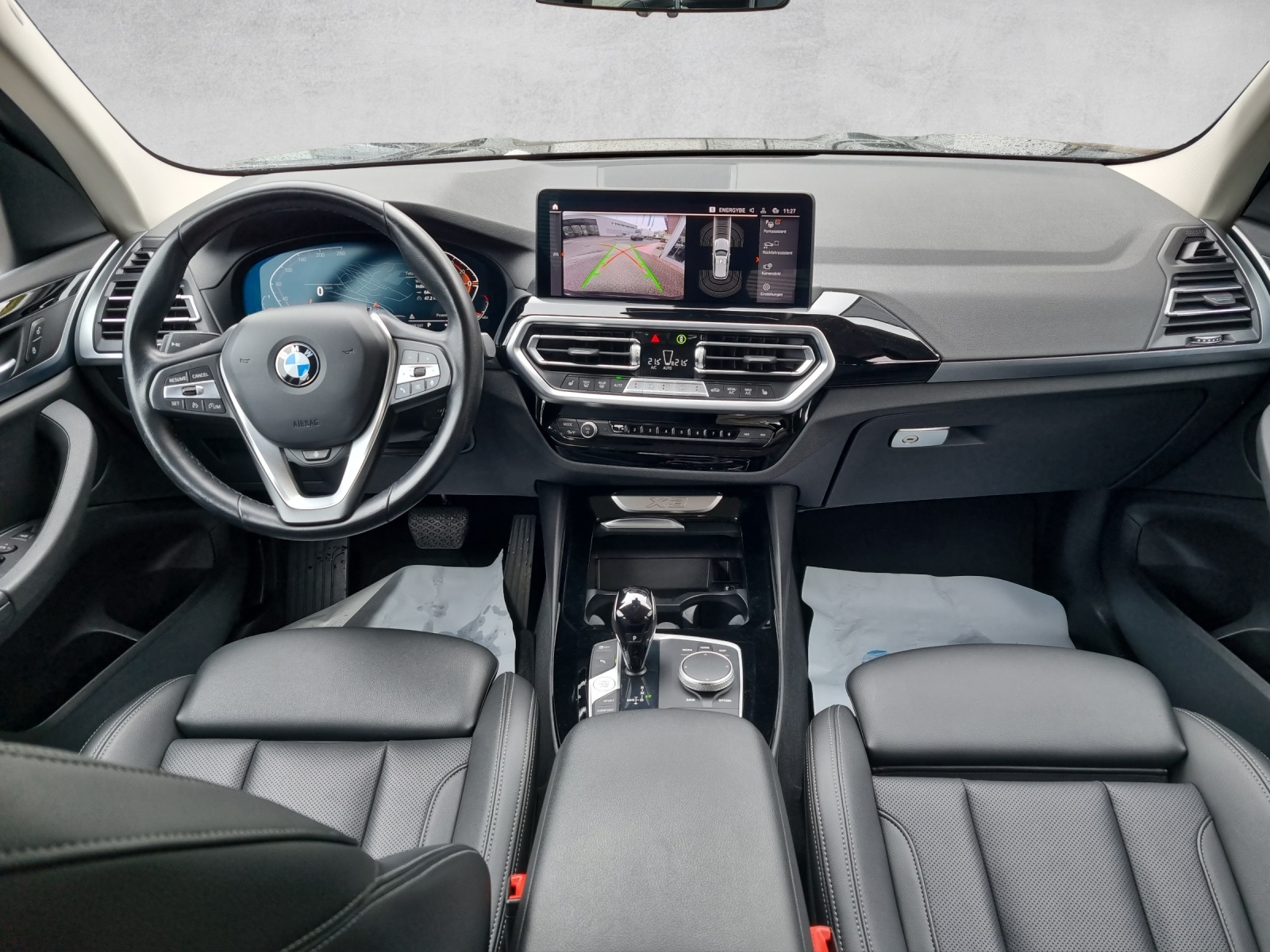 BMW X3 xDrive 20i-image-4