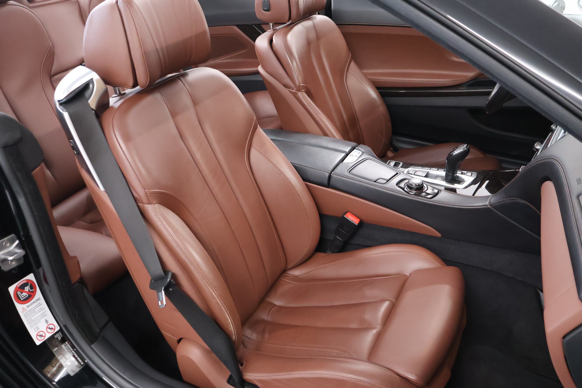 BMW 650i M Sport Edition Cabrio xDrive-image-17