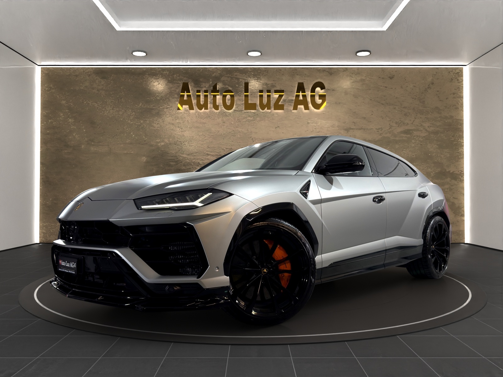 LAMBORGHINI Urus E-Gear