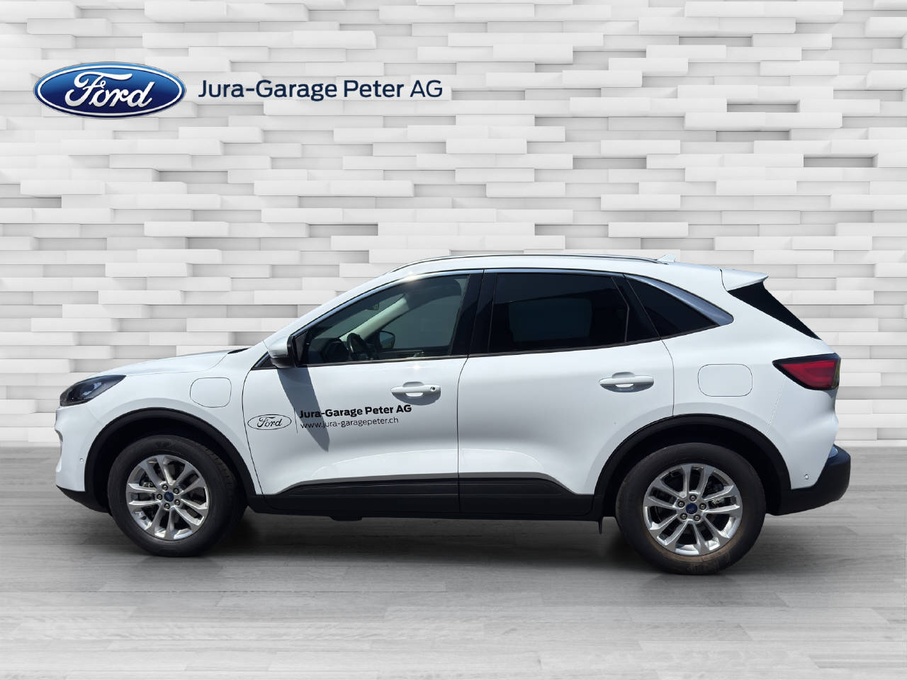 FORD Kuga 2.5 Plug-in Hybrid Titanium X-image-4