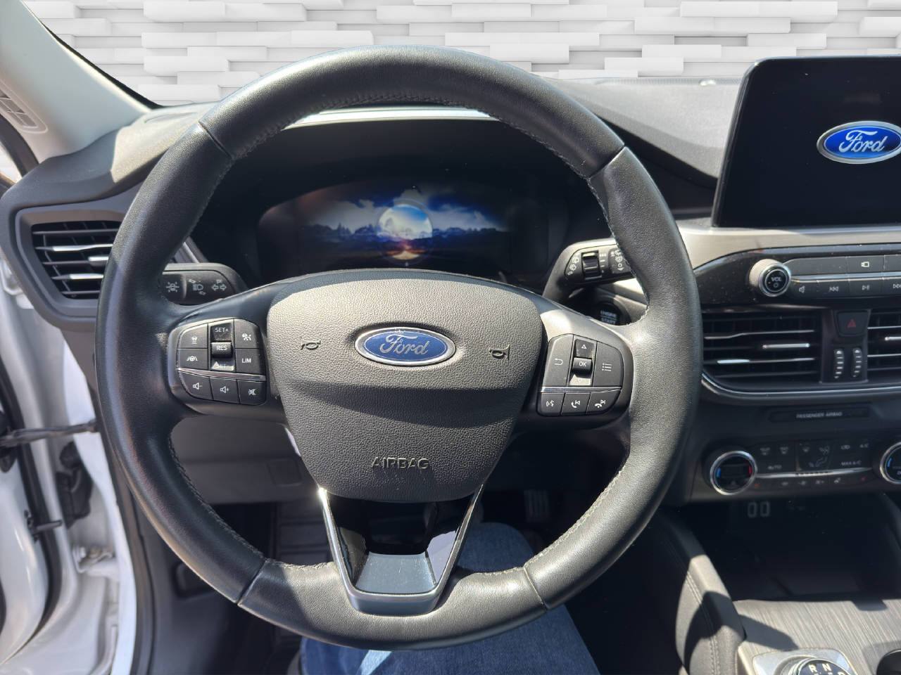 FORD Kuga 2.5 Plug-in Hybrid Titanium X-image-7