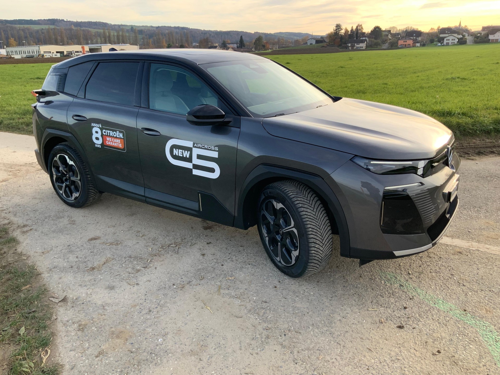 CITROEN e-C5 Aircross Max-showroom-element-2