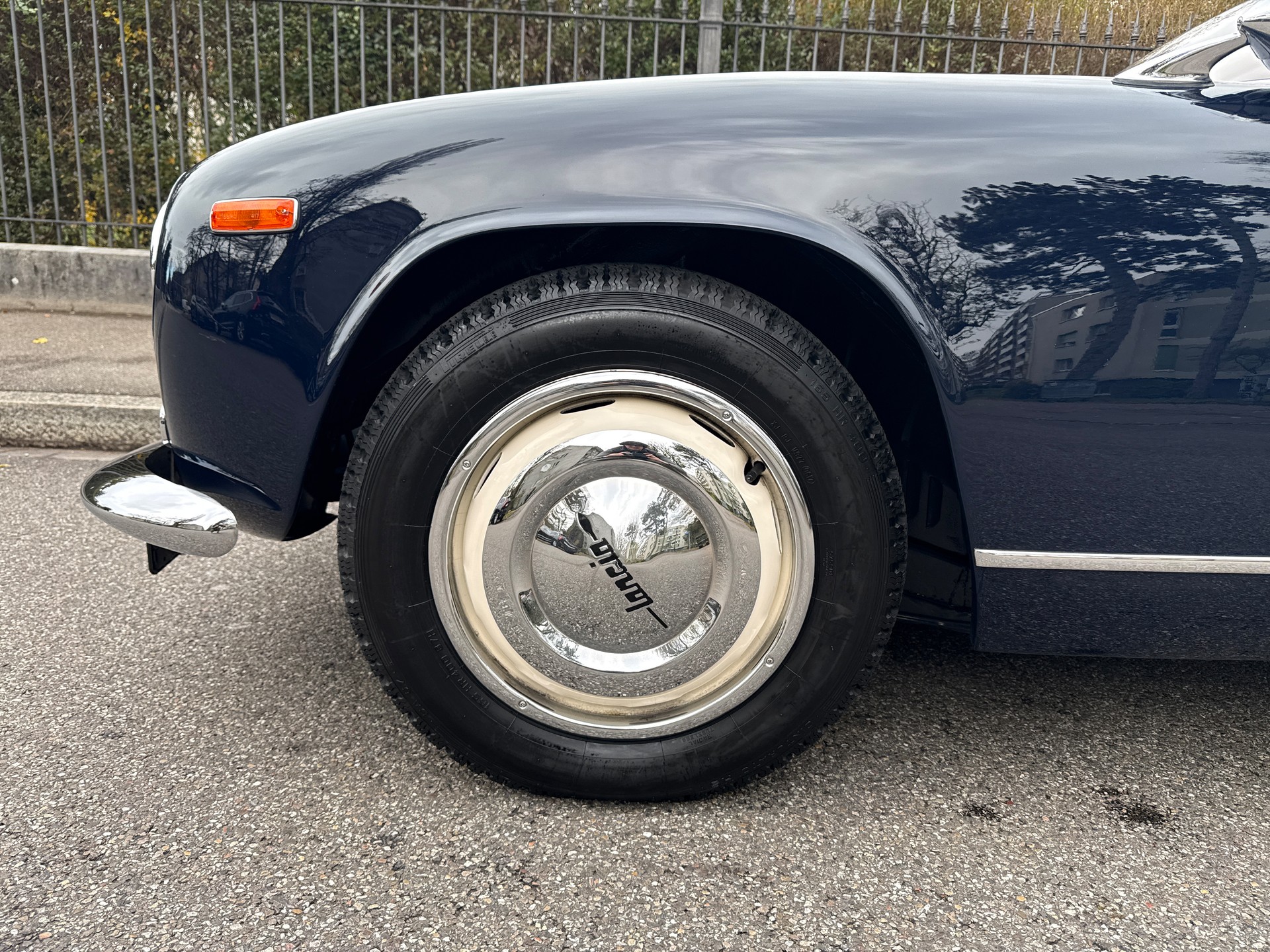LANCIA Flaminia 2.8 3C Super Sport Zagato-showroom-element-3