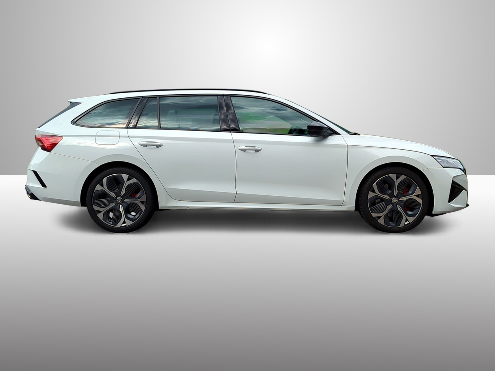 SKODA Octavia Combi 2.0 TSI DSG RS-image-5