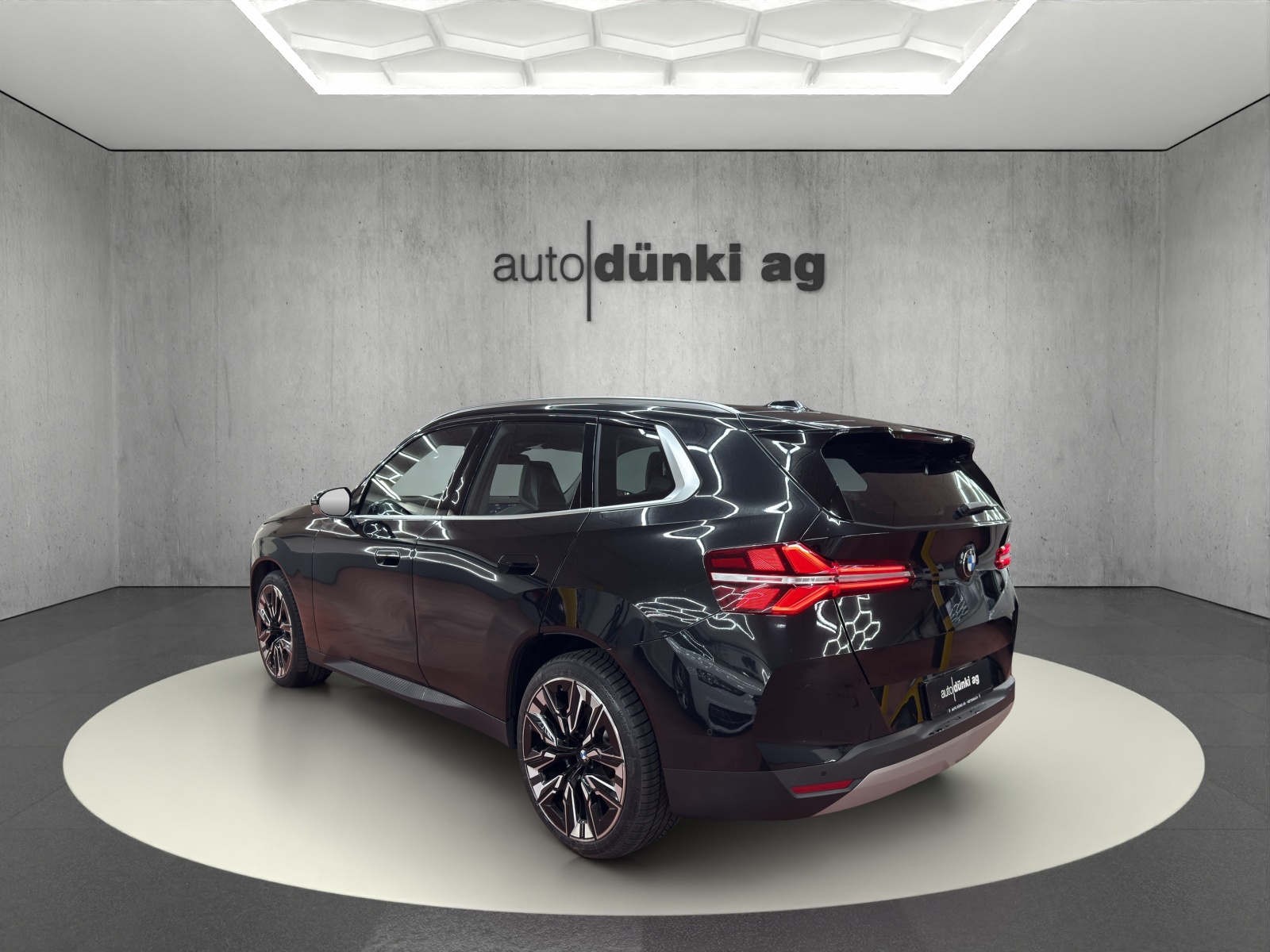 BMW X3 xDrive 20 48V-showroom-element-2