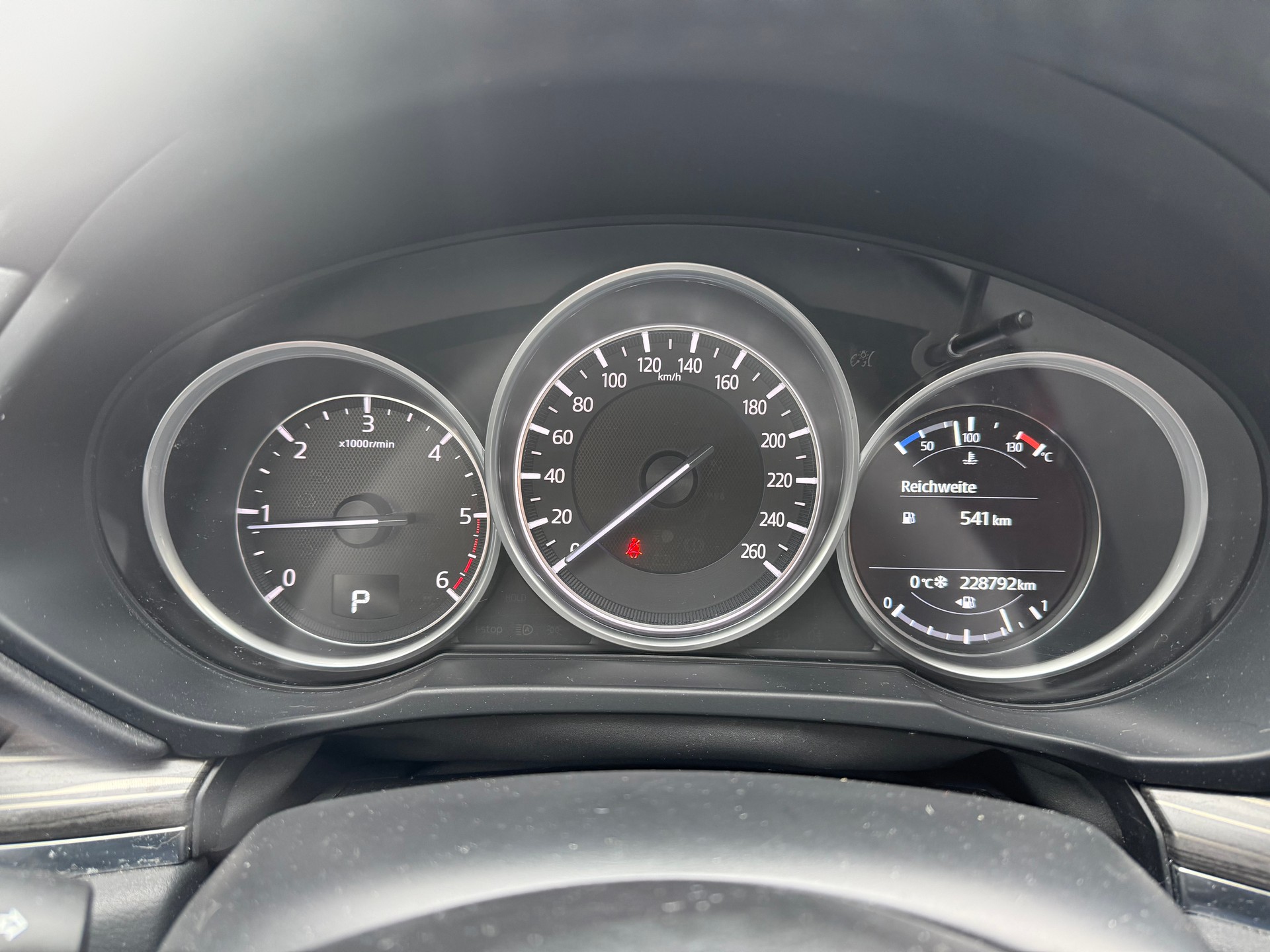 MAZDA CX-5 SKYACTIV-D 184 Revolution AWD Automat-image-10
