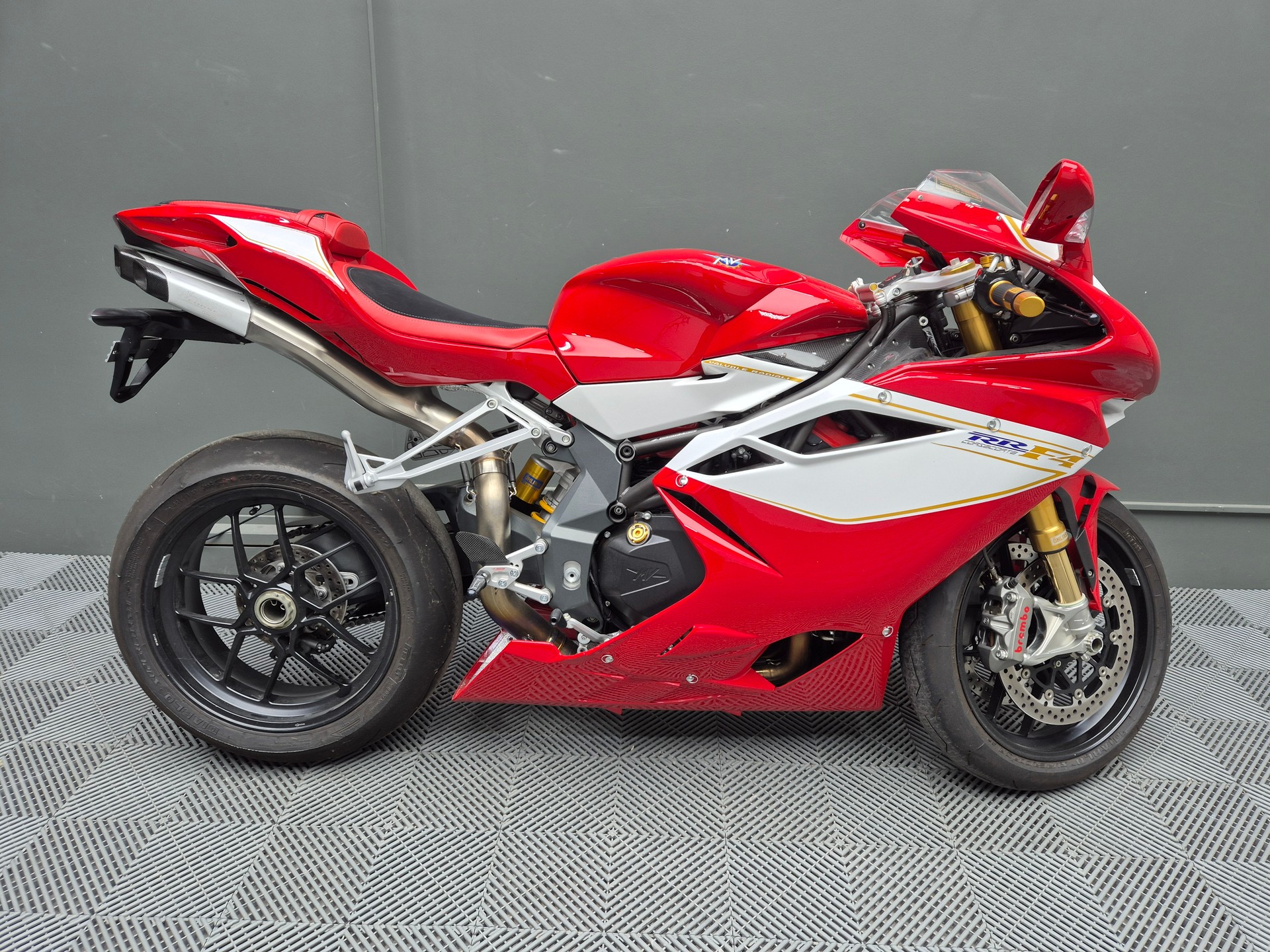 MV AGUSTA F4 1000-image-1