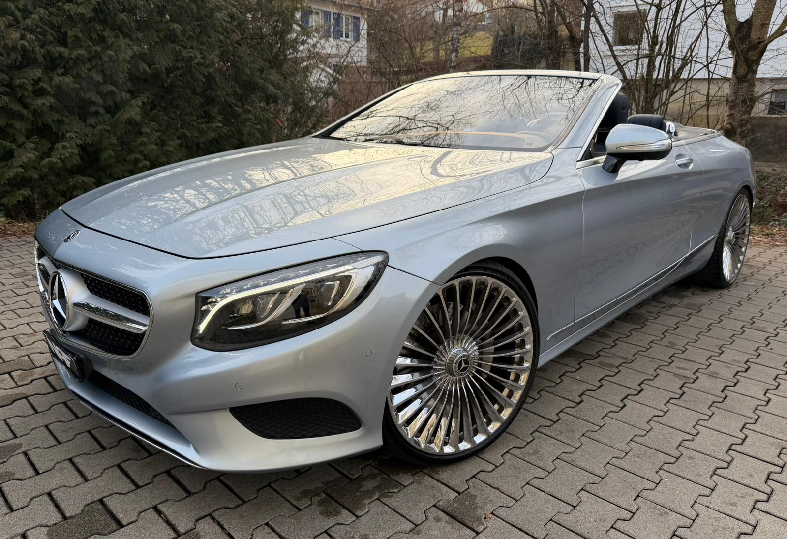 MERCEDES-BENZ S 500 Cabriolet 9G-Tronic Designo-showroom-element-1