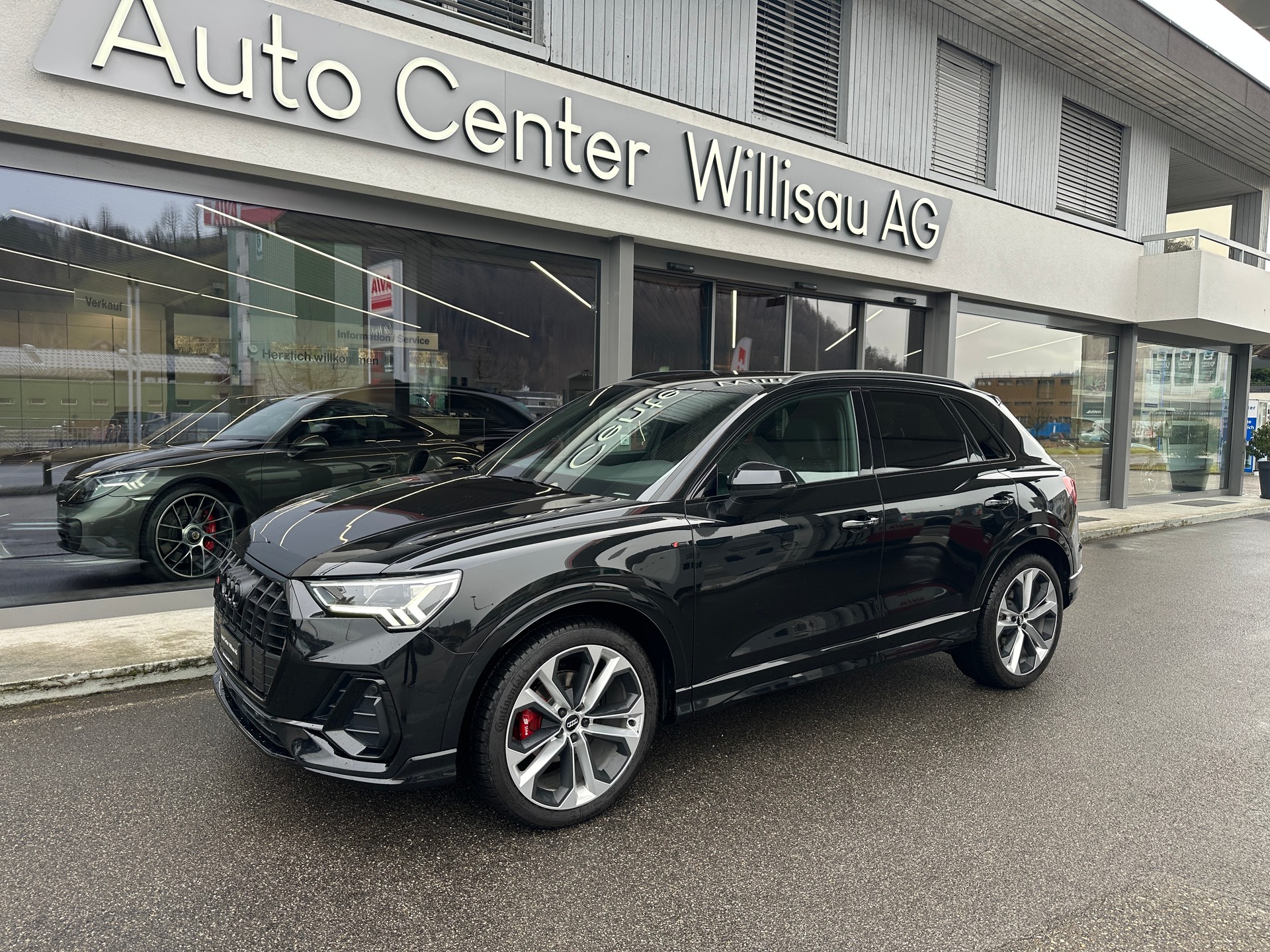AUDI Q3 35 TFSI S line S-tronic