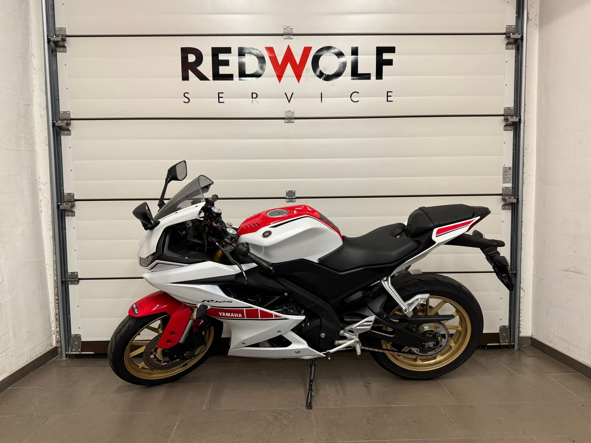 YAMAHA YZF-R 125 World GP 60th-image-0