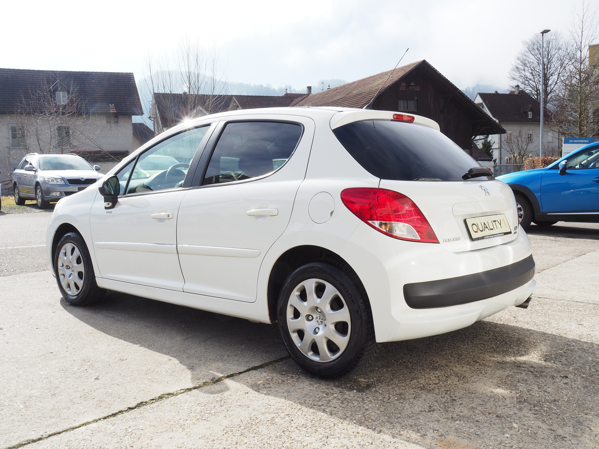 PEUGEOT 207 1.6 16V Allure Automatic-image-8