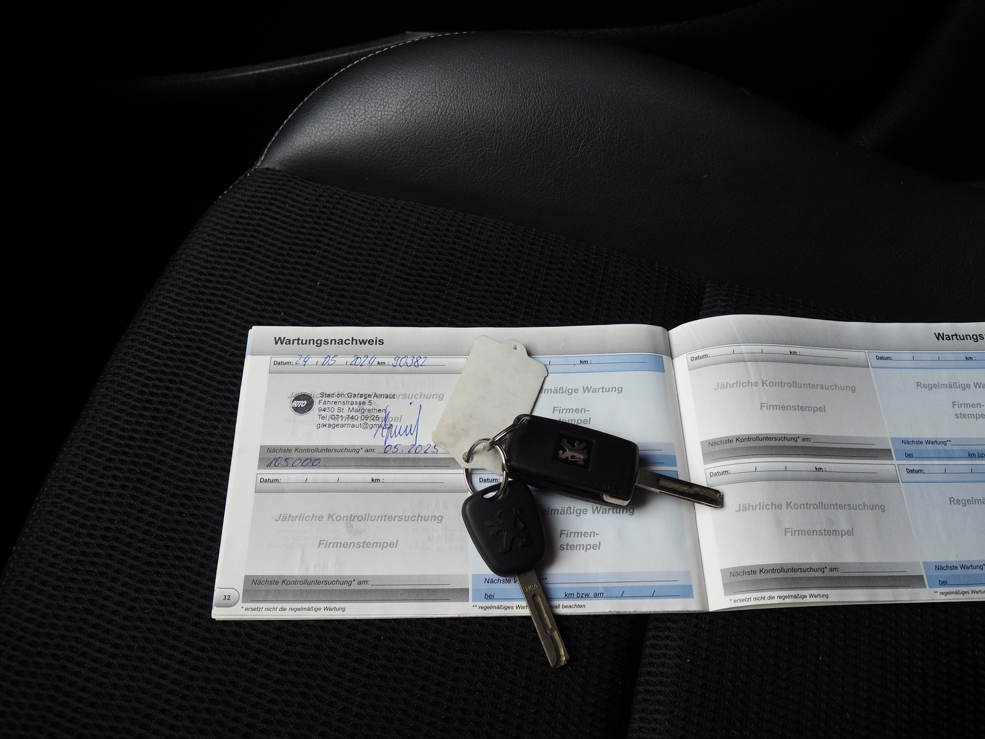 PEUGEOT 207 1.6 16V Allure Automatic-image-15