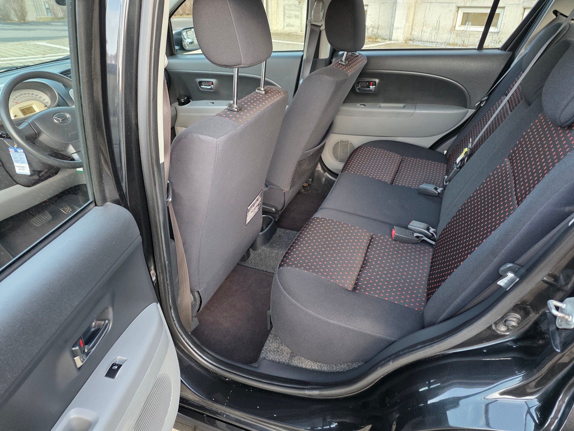 DAIHATSU Sirion 1.3 S eco-4WD Automatic-image-8