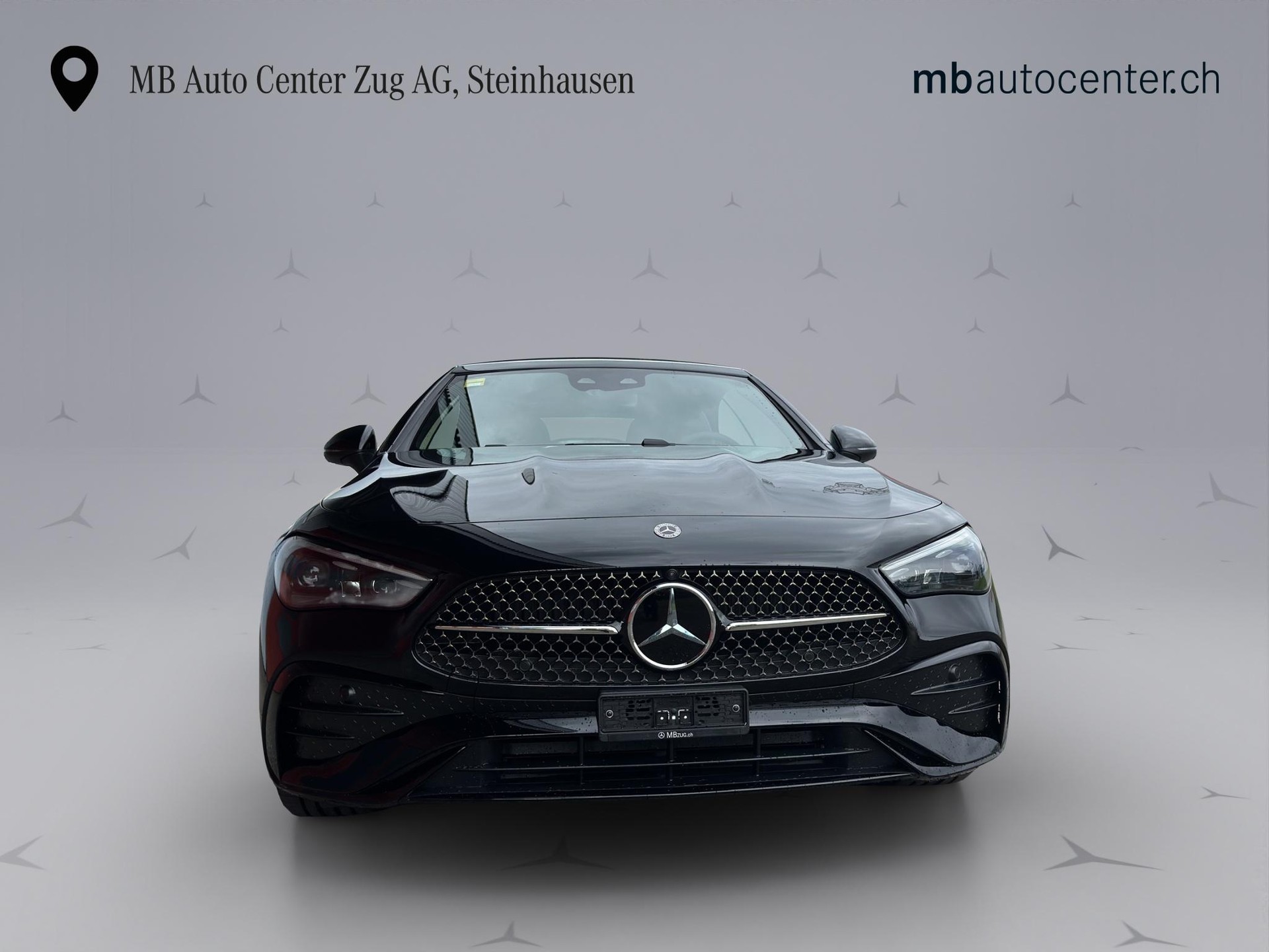 MERCEDES-BENZ CLE 200 AMG Line 4matic Cabriolet-image-6