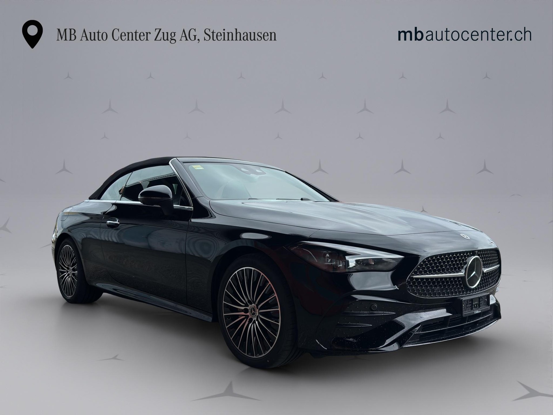 MERCEDES-BENZ CLE 200 AMG Line 4matic Cabriolet-image-5