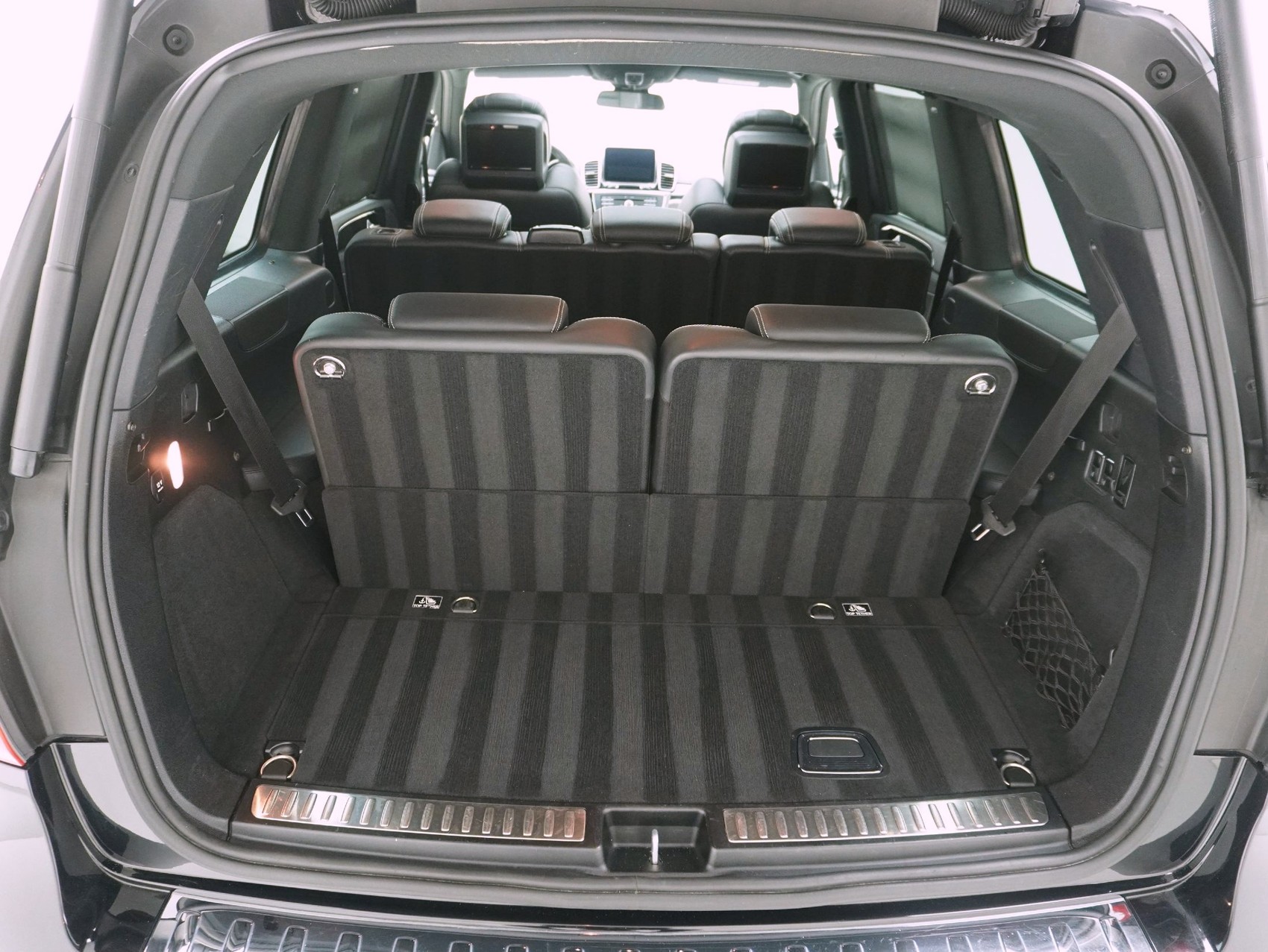 MERCEDES-BENZ GLS-Klasse GLS 63 V8 AMG-image-16