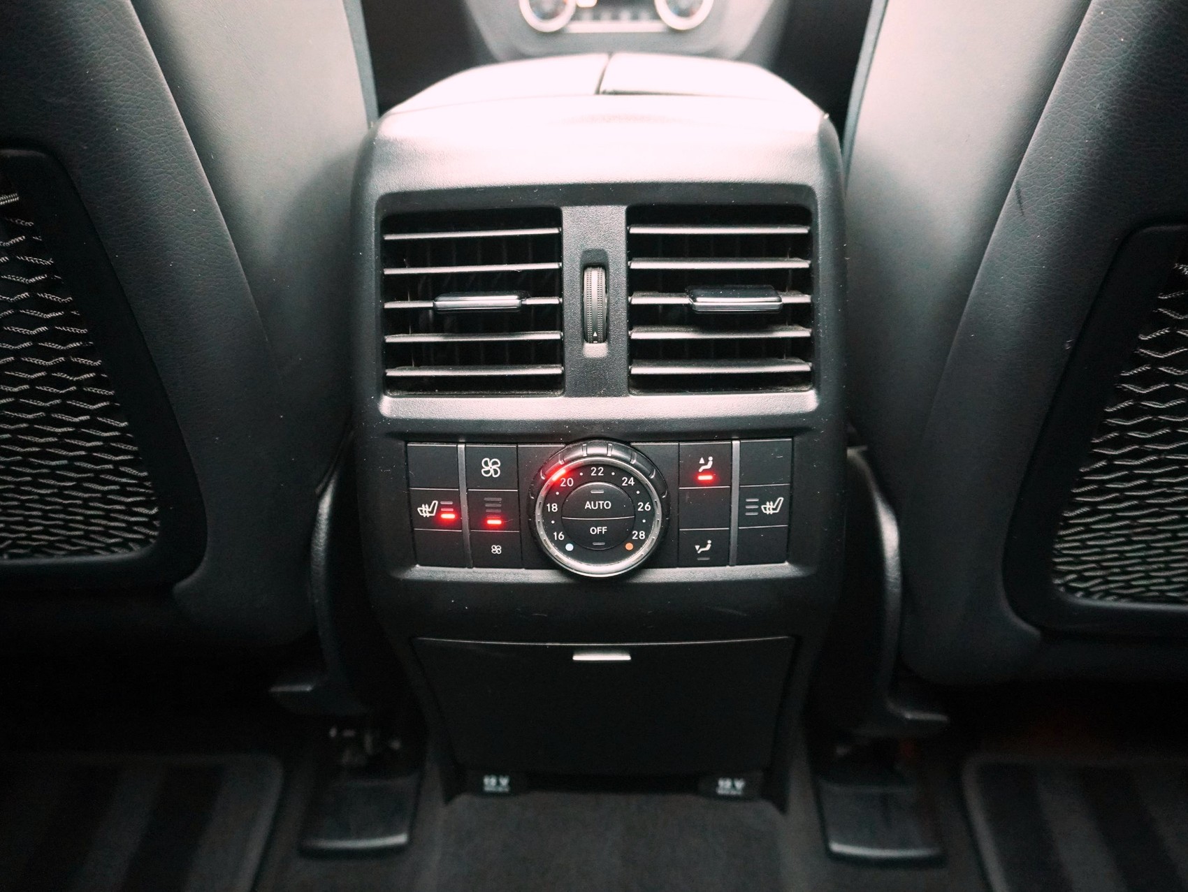 MERCEDES-BENZ GLS-Klasse GLS 63 V8 AMG-image-14