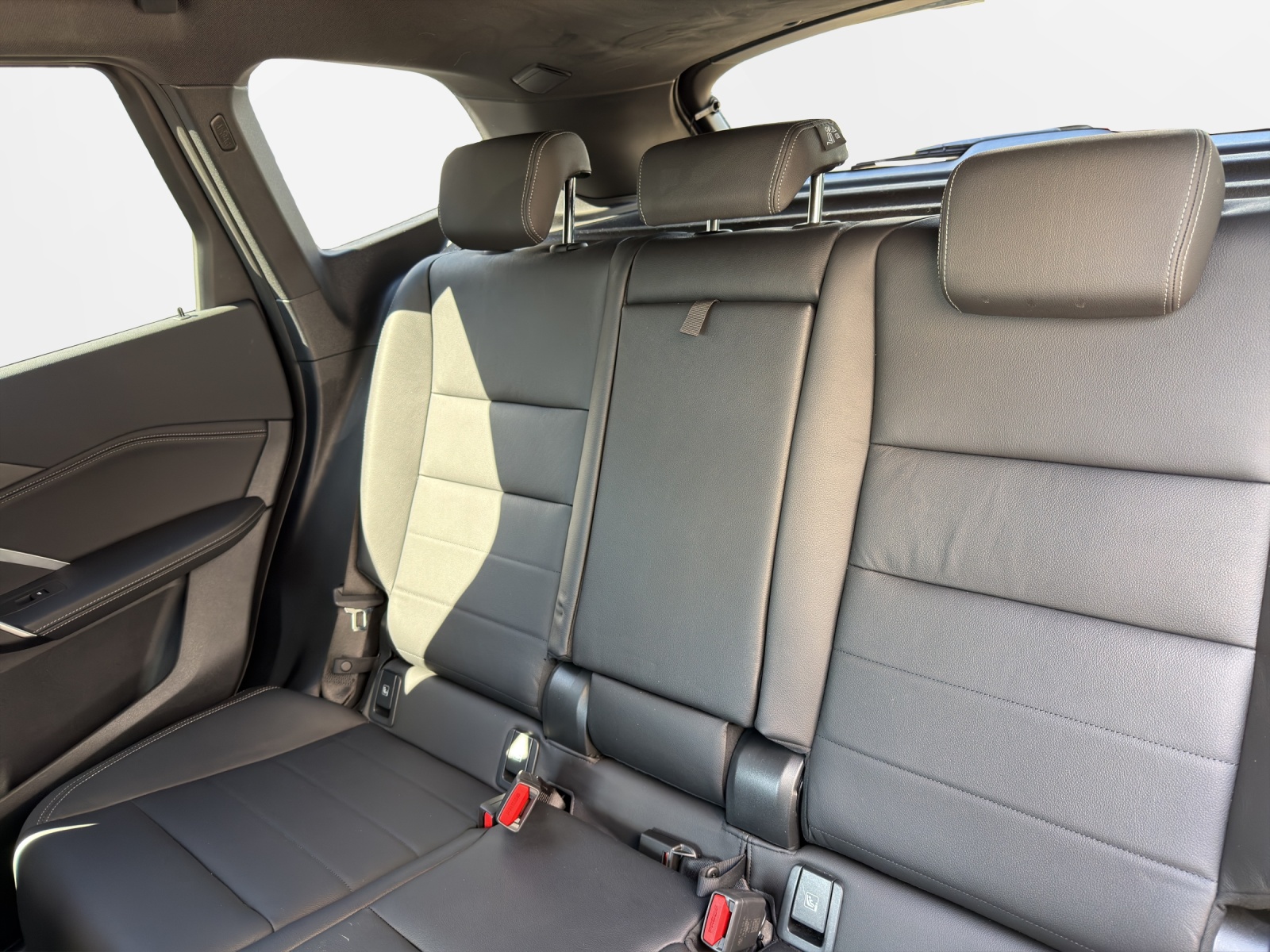 BMW iX1 xDrive 30 M Sport-image-19