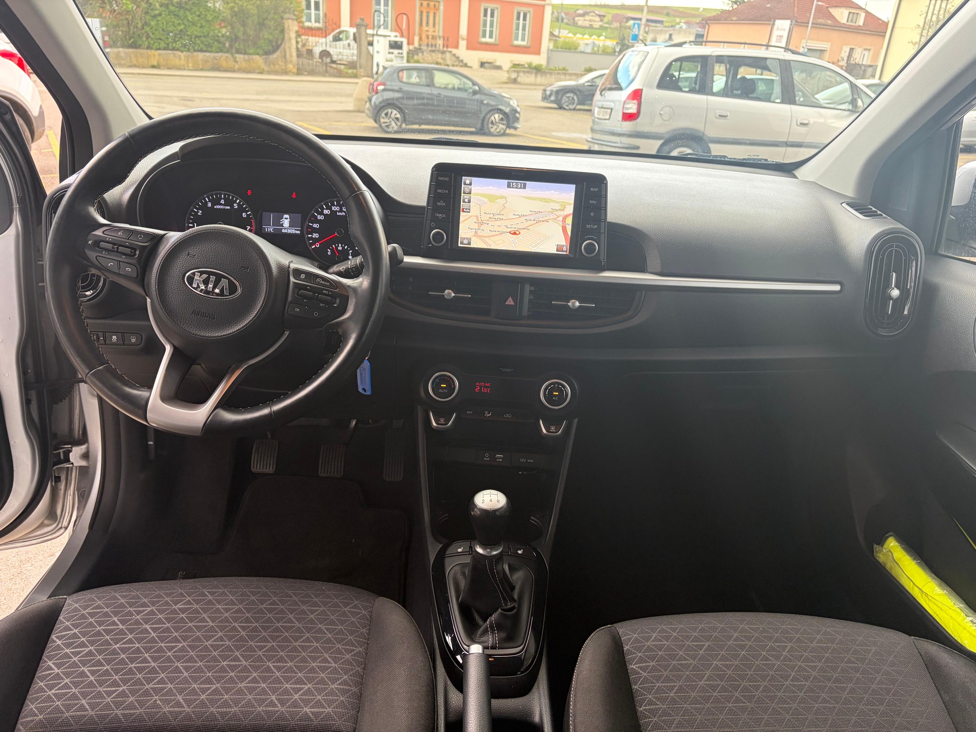 KIA Picanto 1.2 CVVT Swiss City Line-image-5