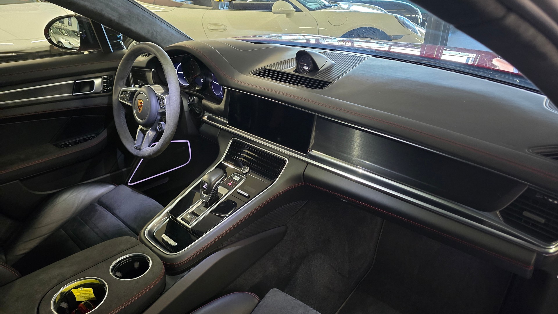 PORSCHE Panamera GTS PDK-image-21