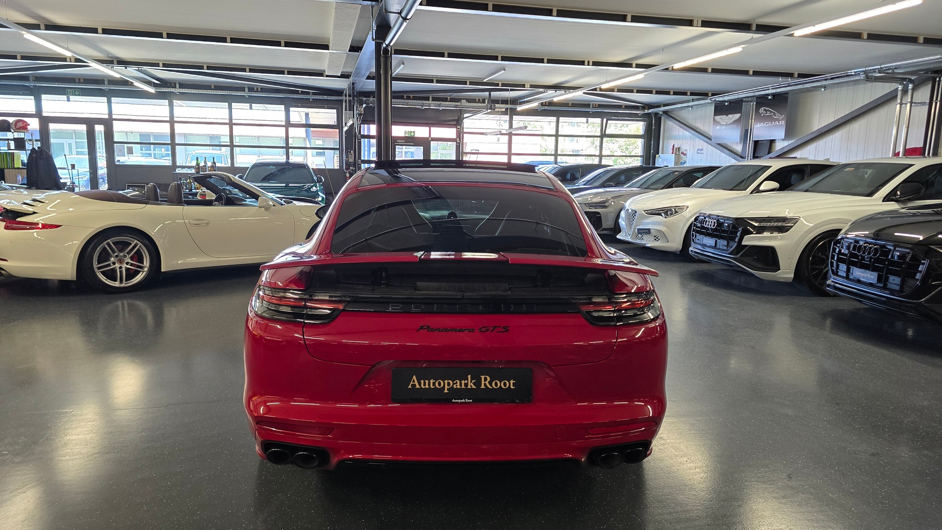 PORSCHE Panamera GTS PDK-image-5