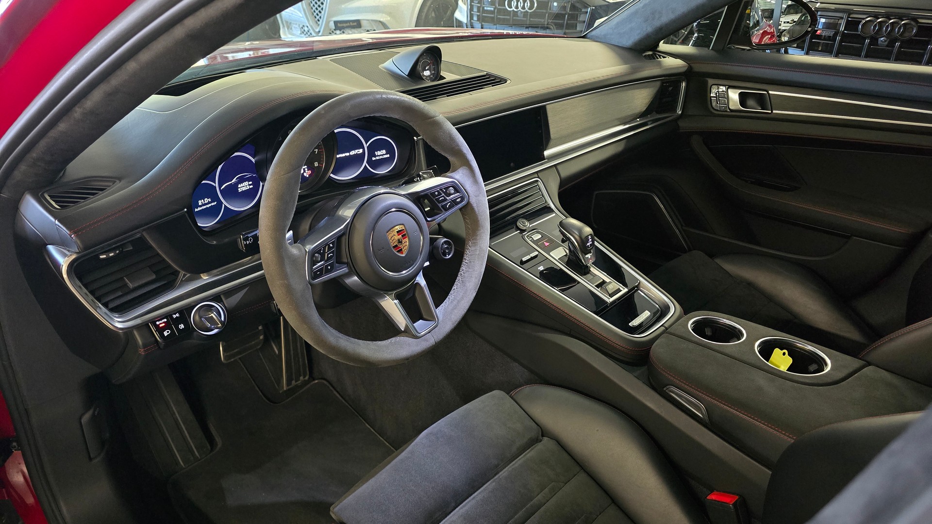 PORSCHE Panamera GTS PDK-image-13