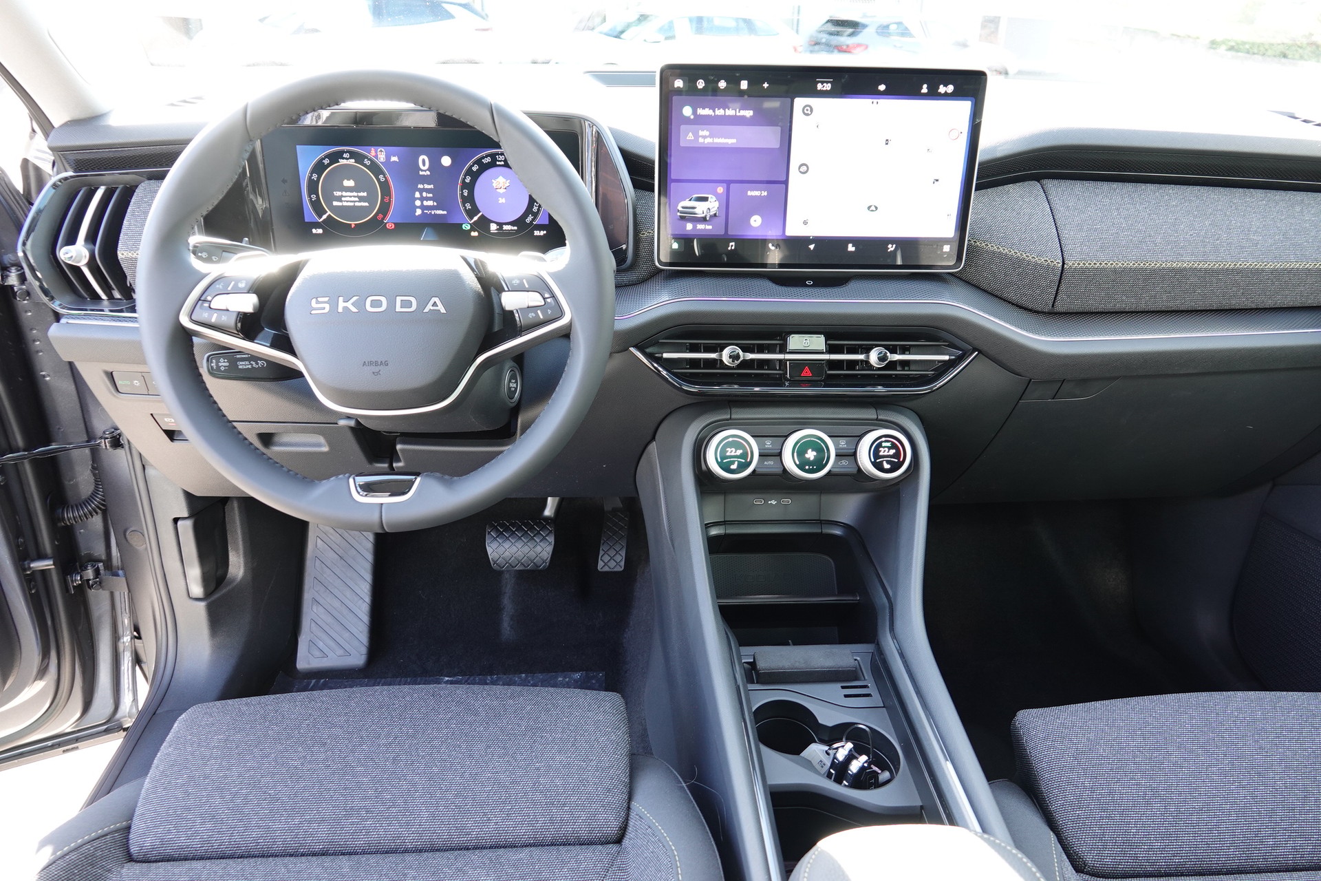 SKODA Kodiaq 2.0 TSI Dynamic-image-9