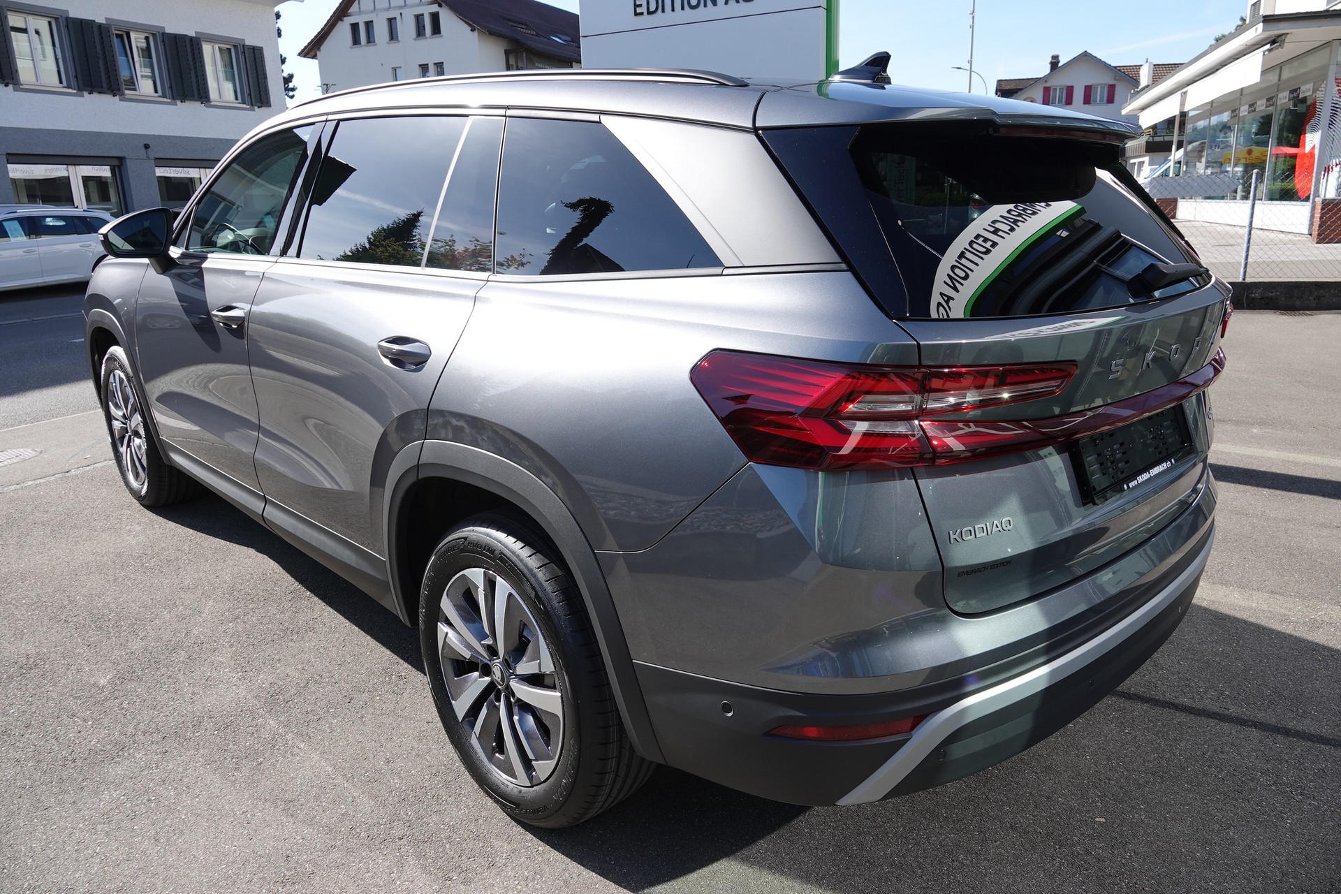 SKODA Kodiaq 2.0 TSI Dynamic-image-6