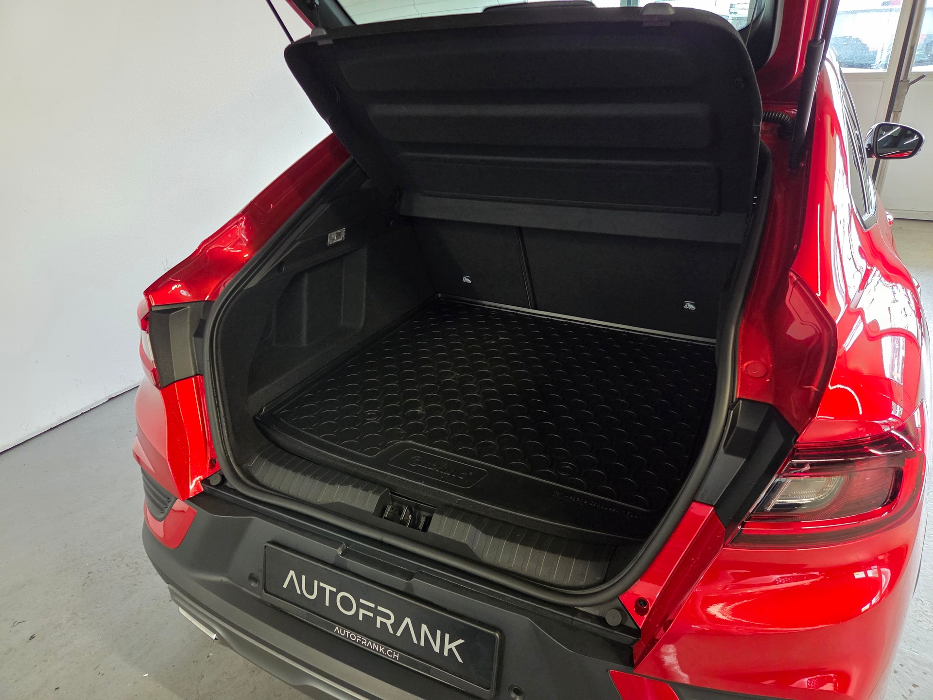 RENAULT Arkana 1.6 E-Tech Engineered-image-25