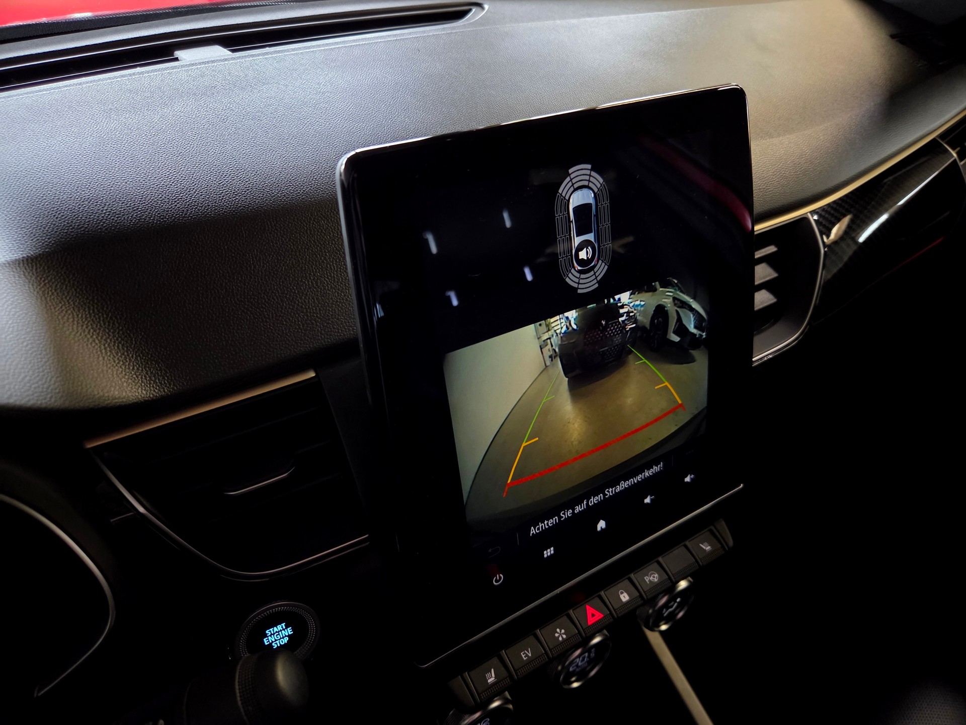 RENAULT Arkana 1.6 E-Tech Engineered-image-5