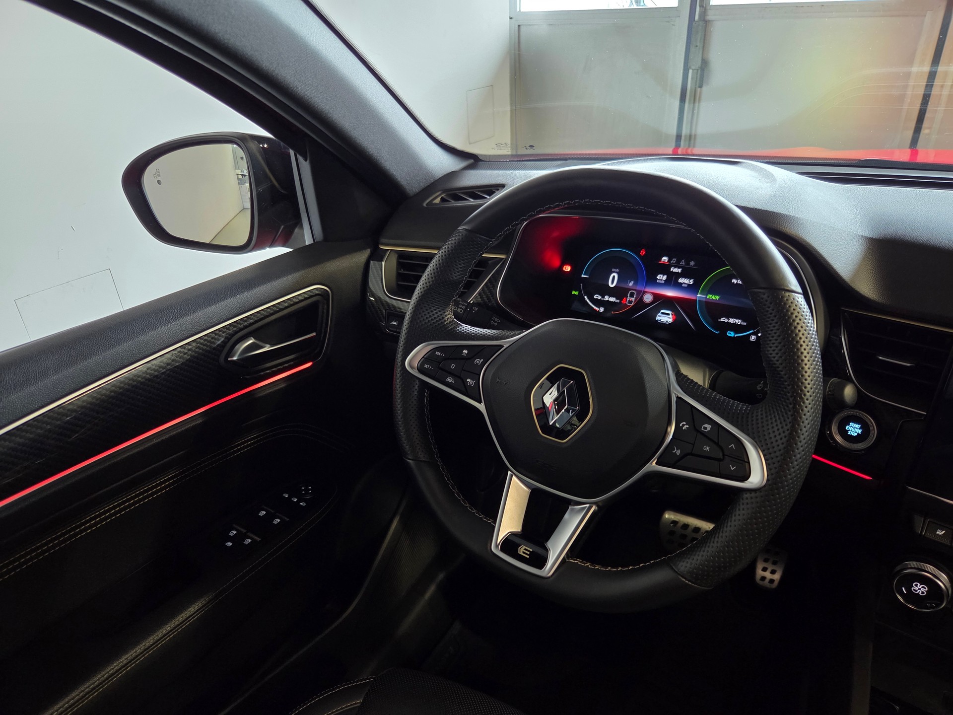 RENAULT Arkana 1.6 E-Tech Engineered-image-21