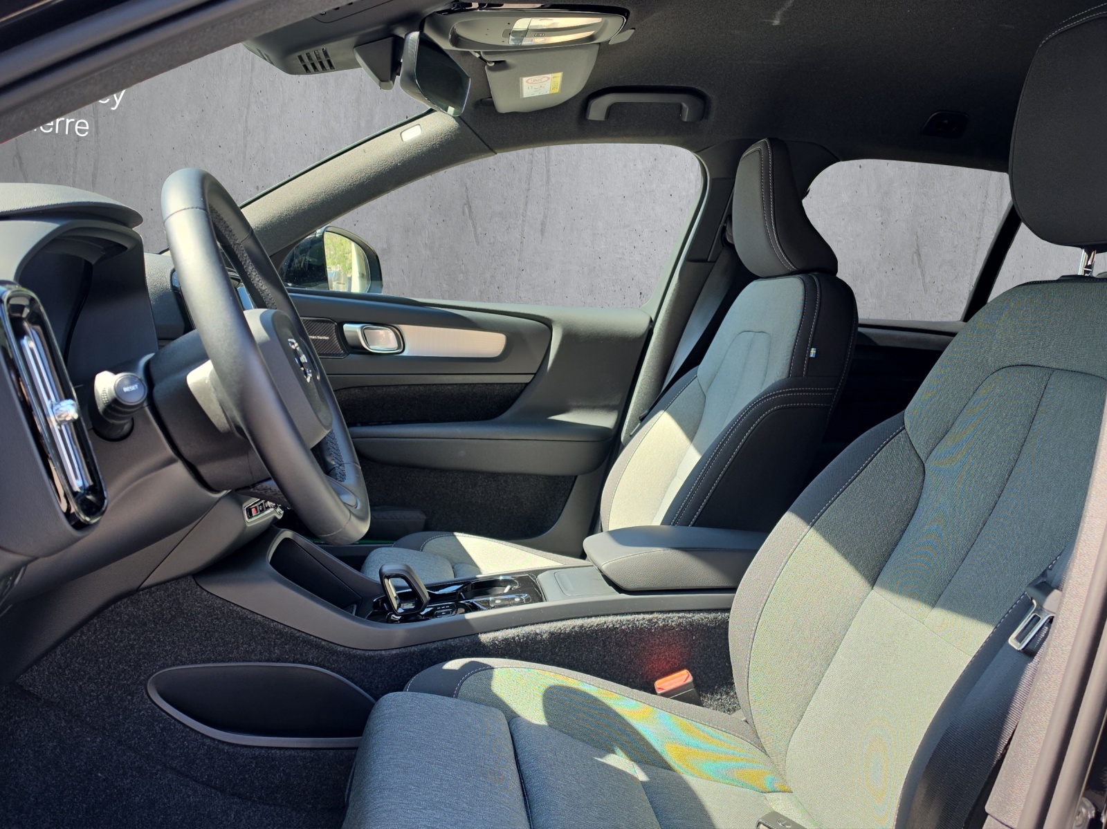 VOLVO XC40 B4 Benzin Mild Hybrid Plus Dark DCT-image-9