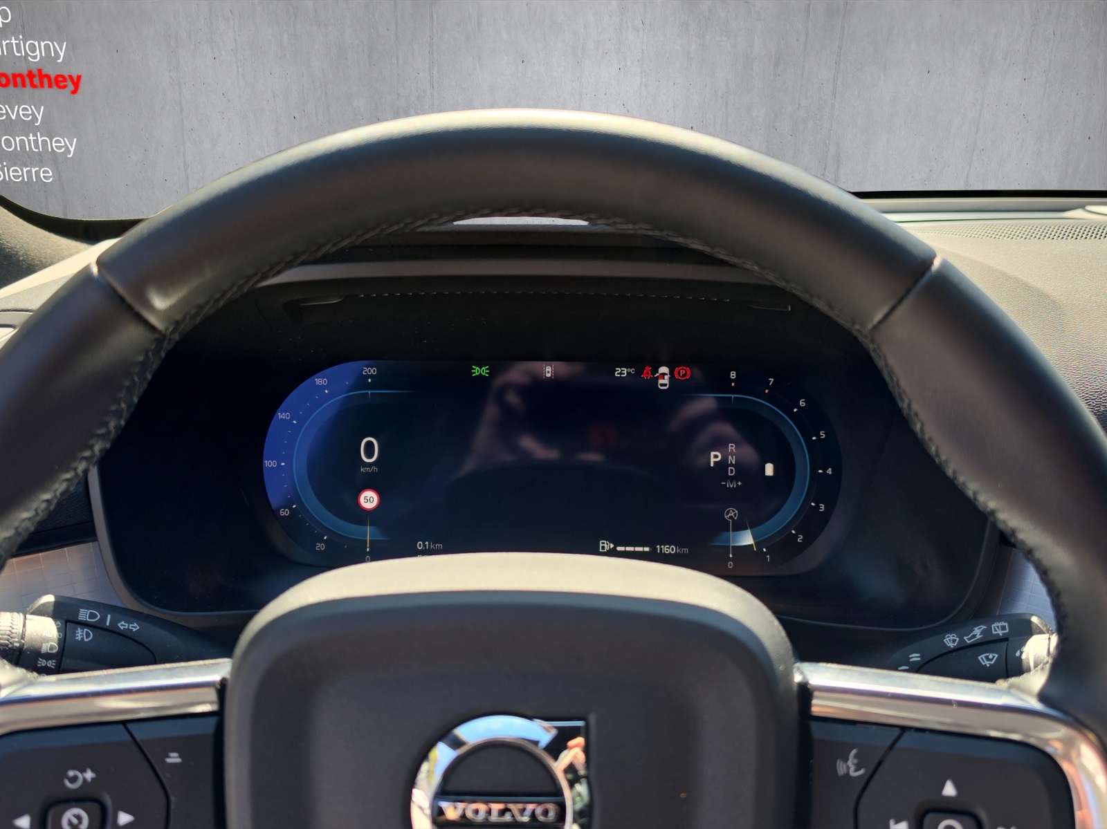 VOLVO XC40 B4 Benzin Mild Hybrid Plus Dark DCT-image-17