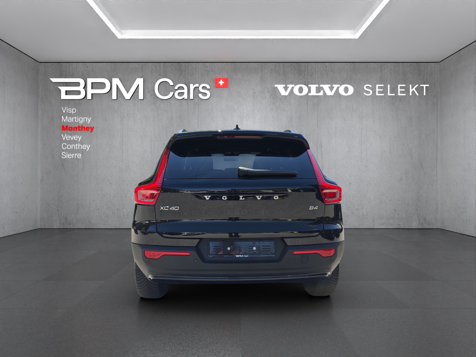 VOLVO XC40 B4 Benzin Mild Hybrid Plus Dark DCT-image-4