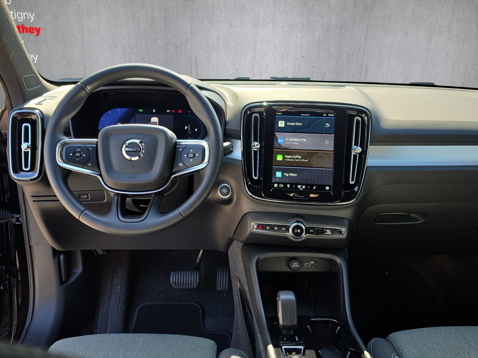 VOLVO XC40 B4 Benzin Mild Hybrid Plus Dark DCT-image-13