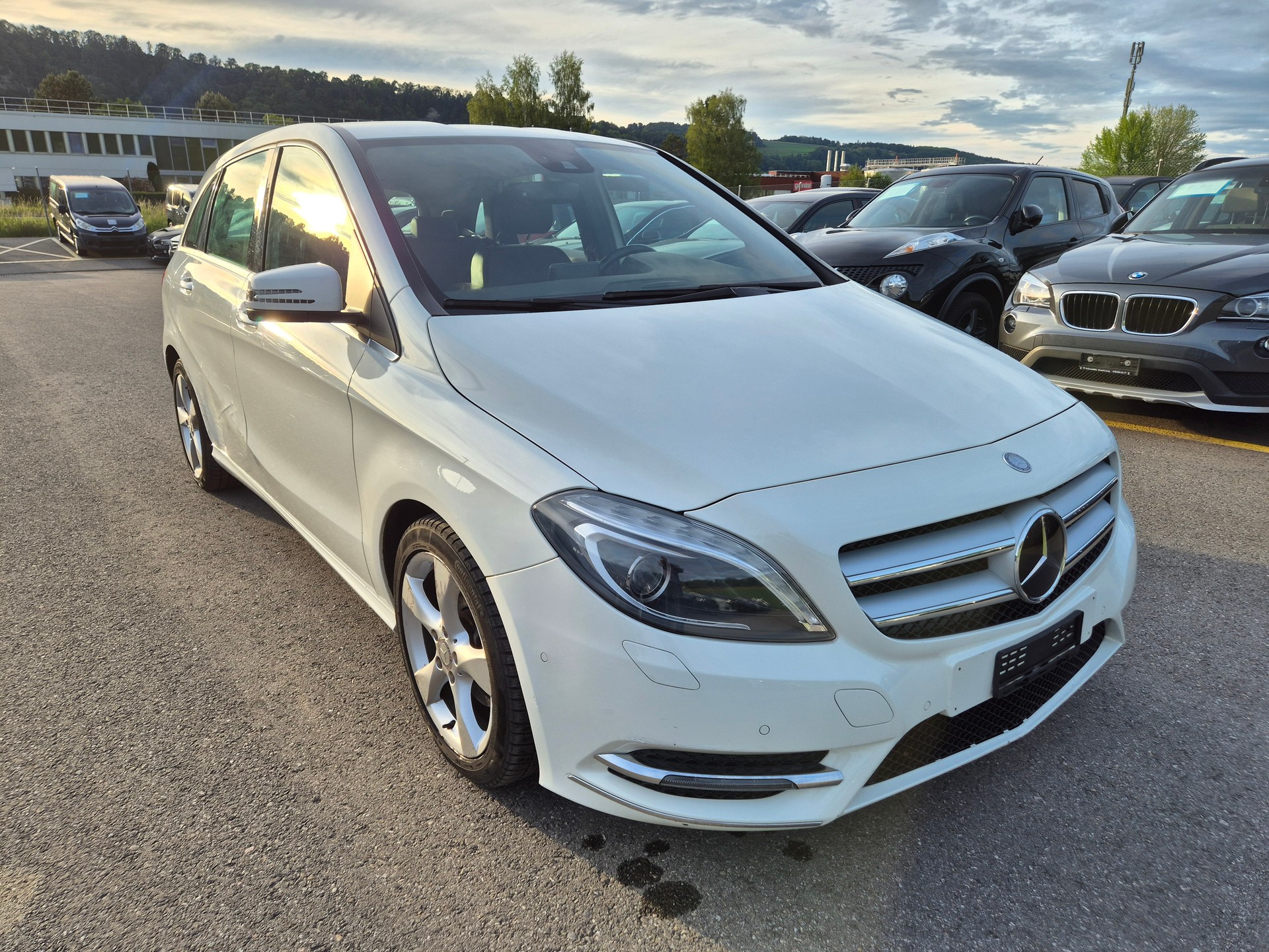 MERCEDES-BENZ B 180 CDI-image-13