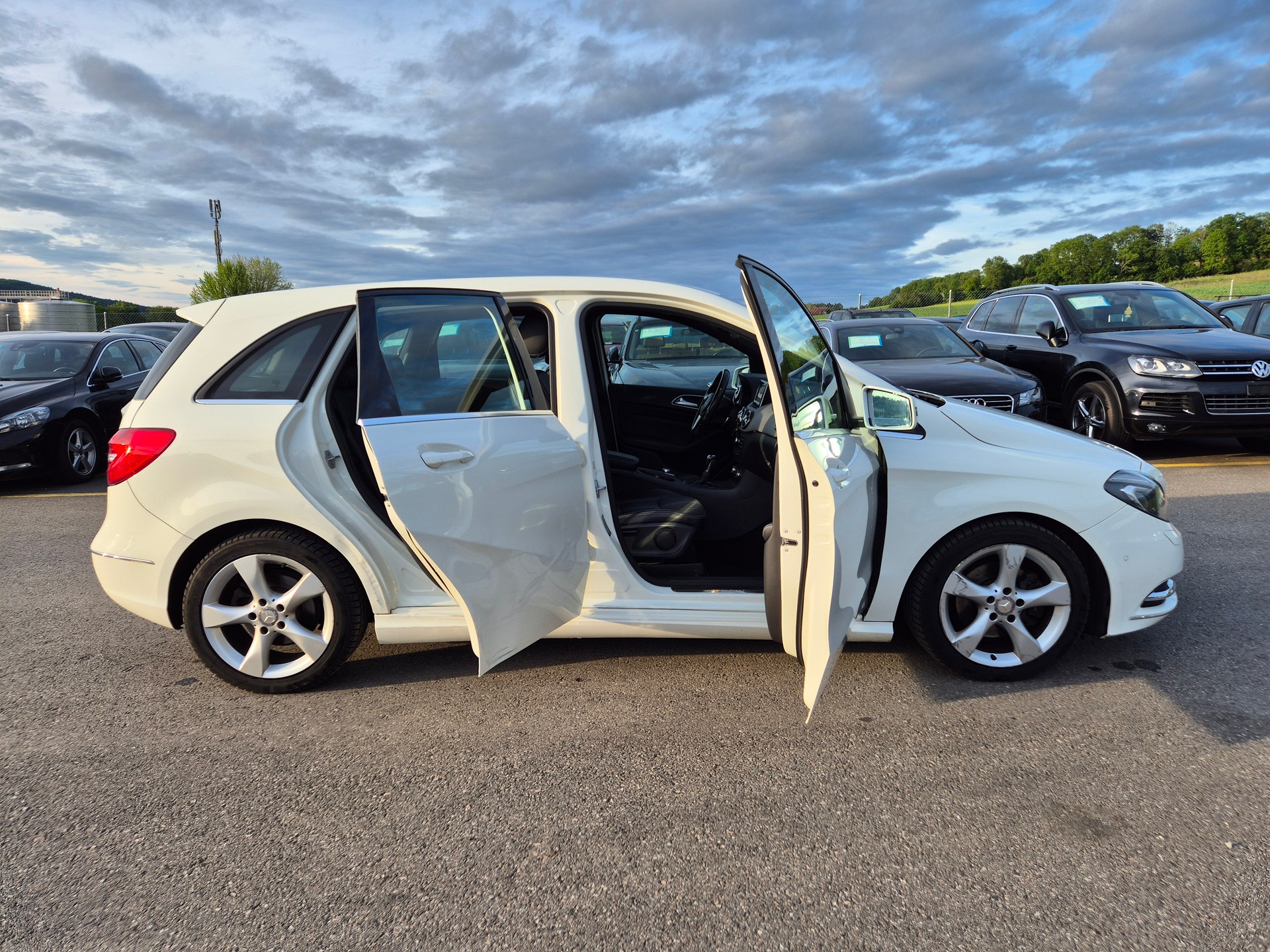 MERCEDES-BENZ B 180 CDI-image-4