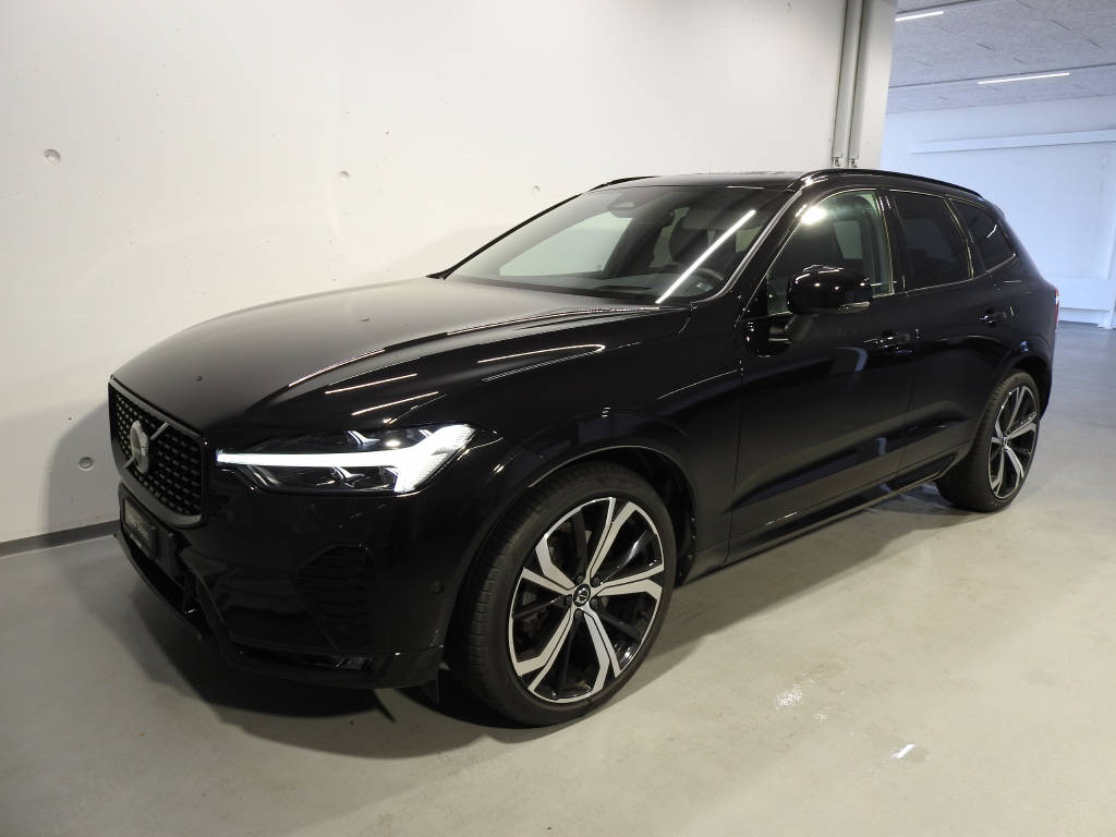 VOLVO XC60 2.0 B5 MH Ultimate Dark AWD