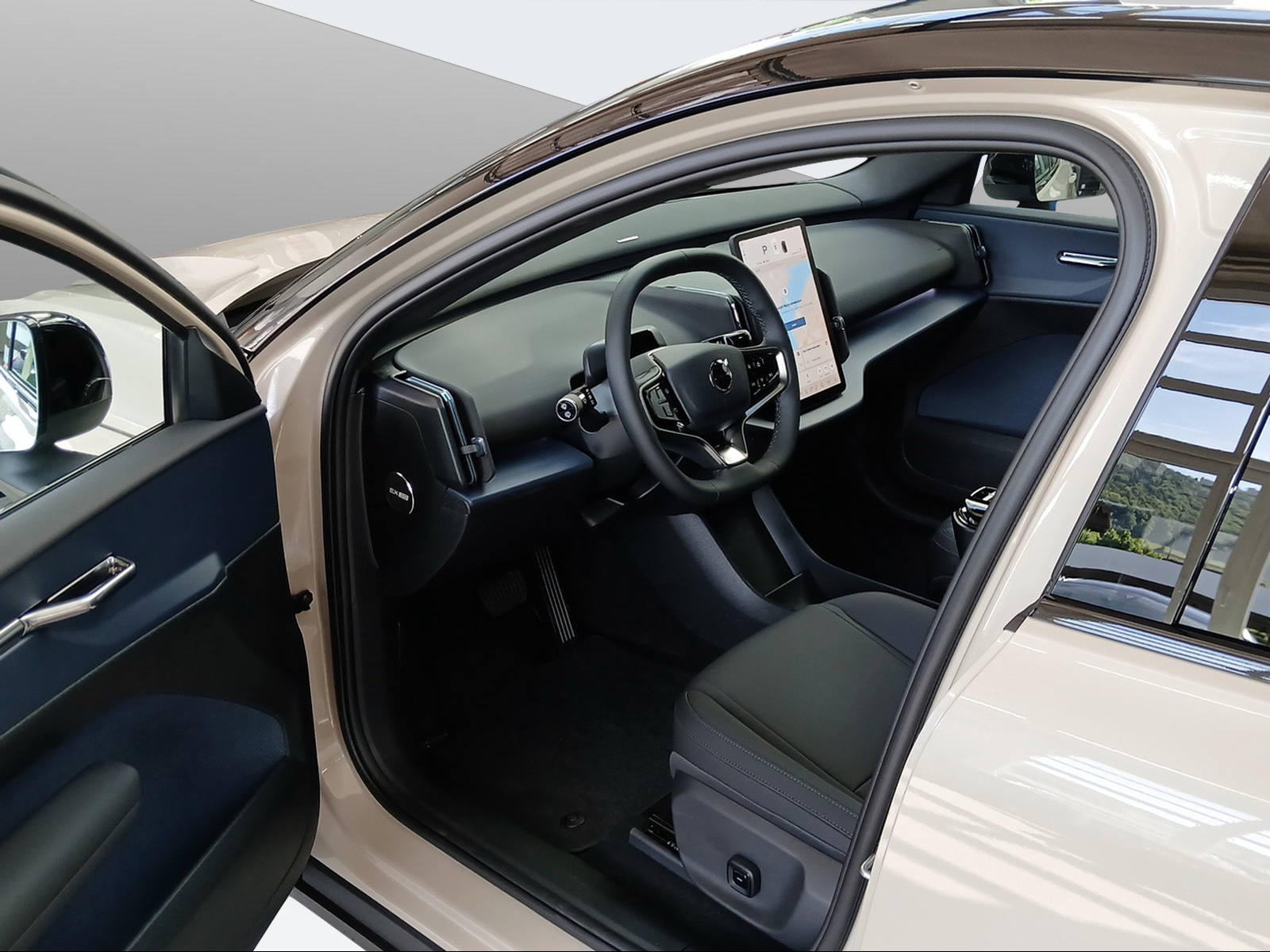 VOLVO EX 30 CC E60 Twin Performance AWD-image-10