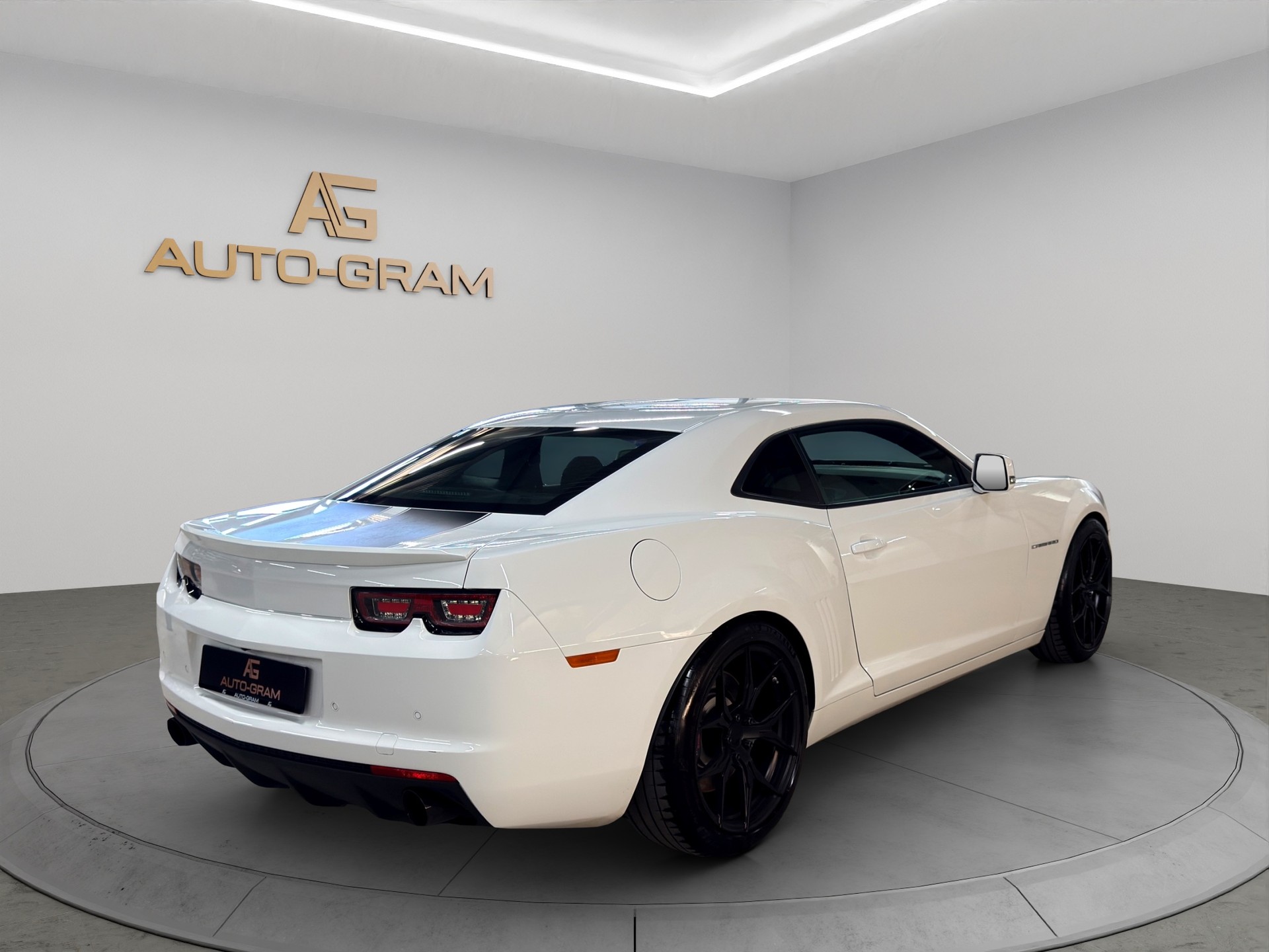 CHEVROLET Camaro 6.2 Coupé-image-4