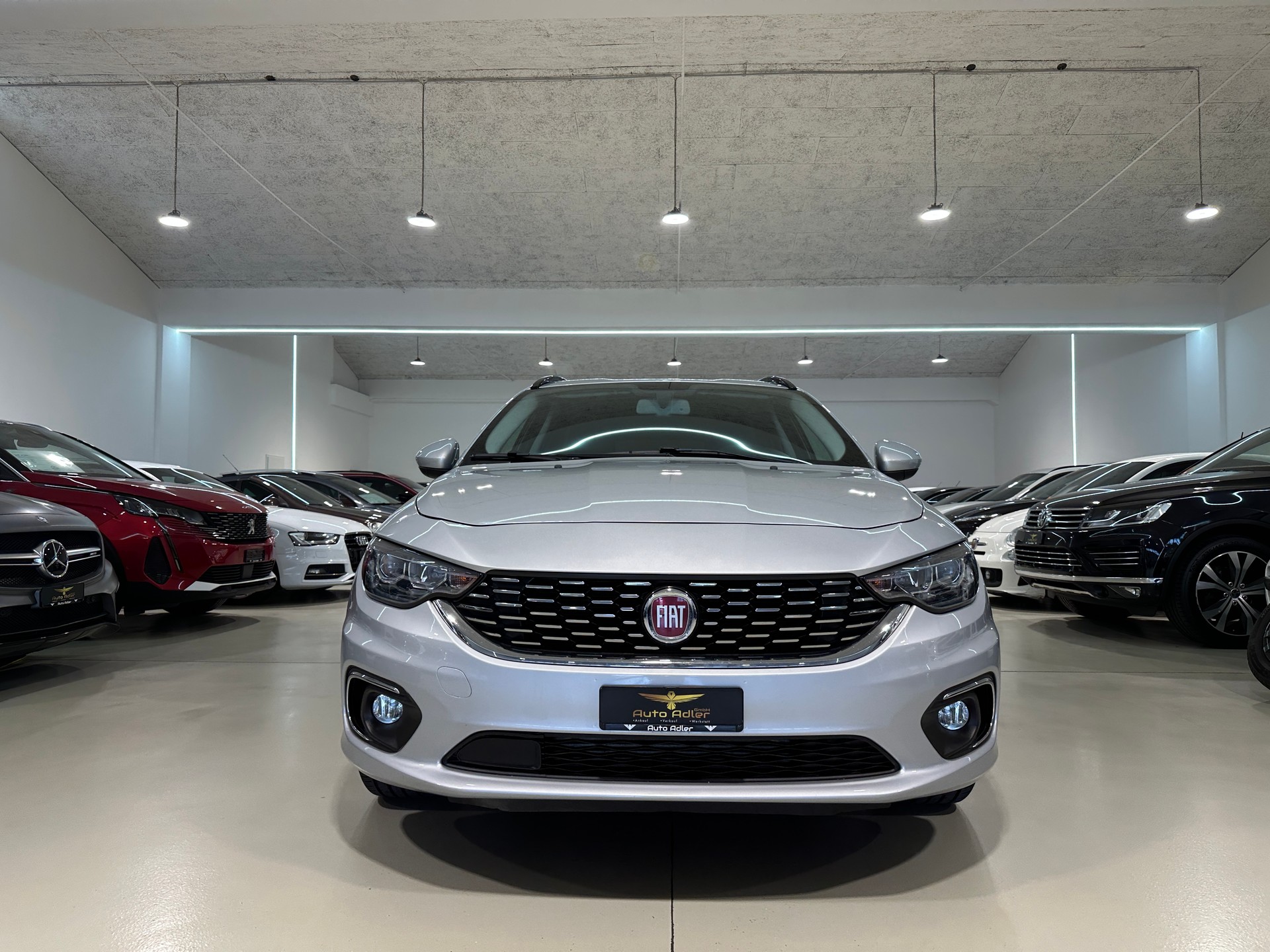 FIAT Tipo 1.6MJ Station Wagon Lounge DCT