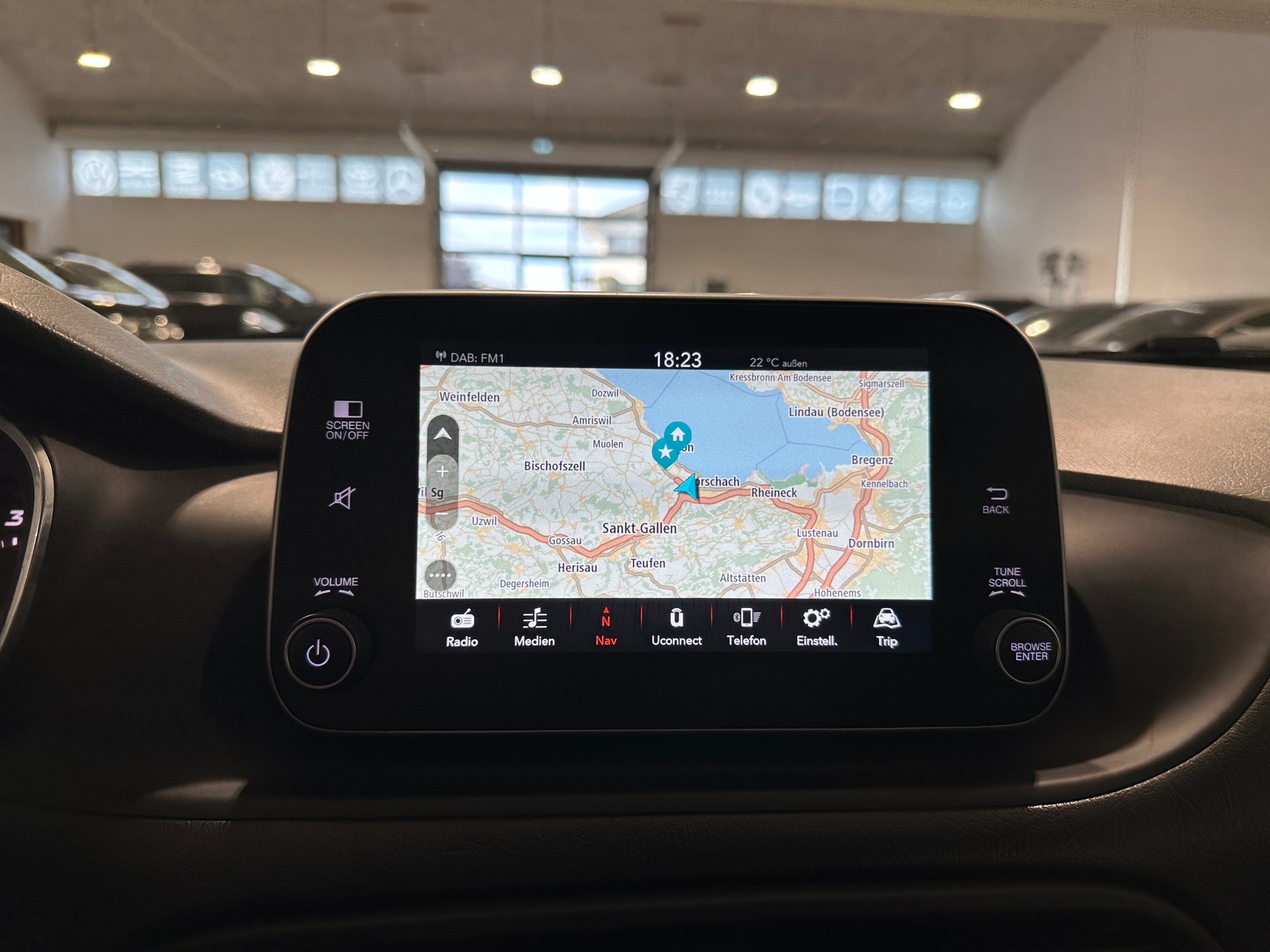 FIAT Tipo 1.6MJ Station Wagon Lounge DCT-image-17