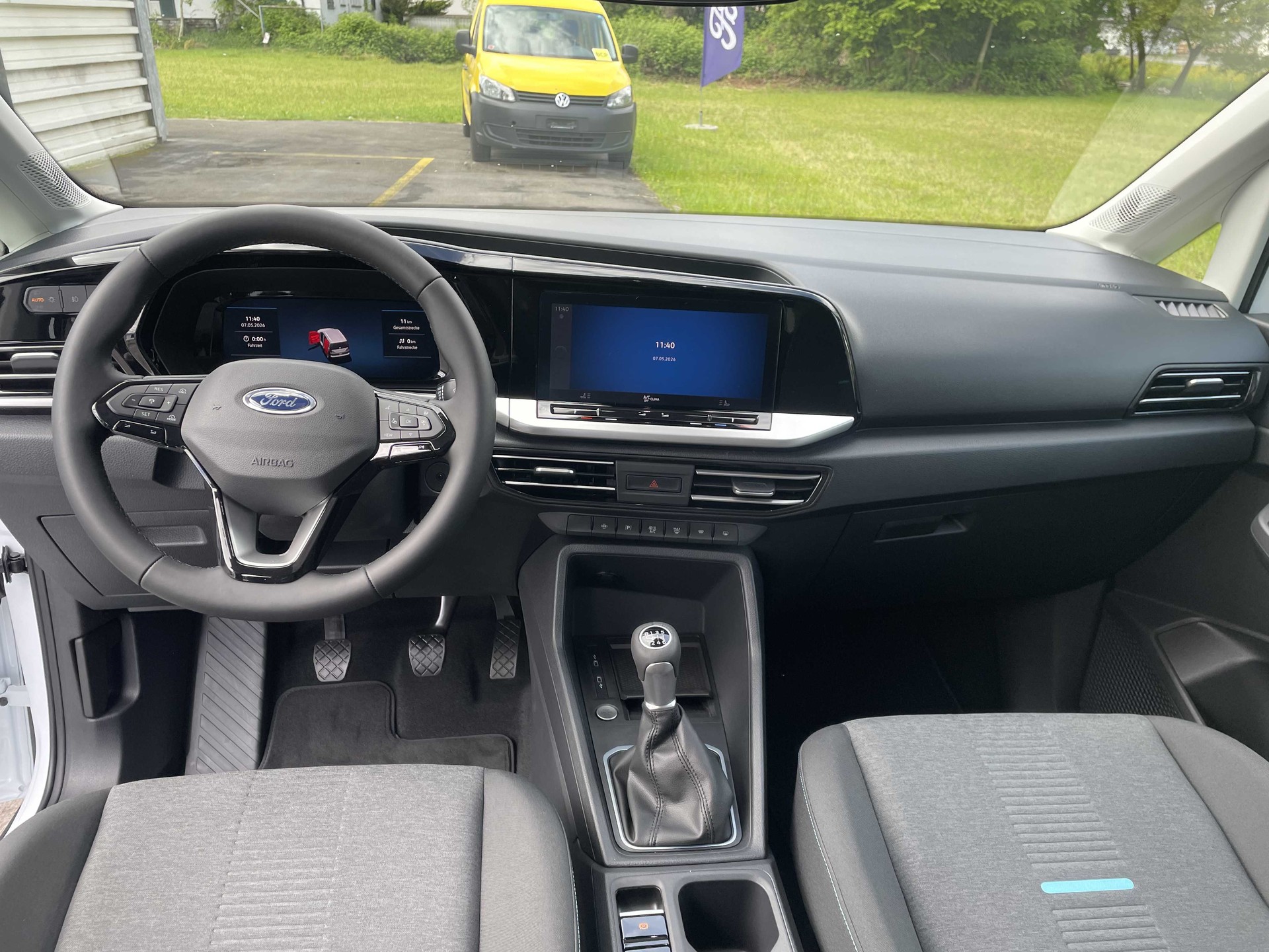 FORD Tourneo Grand Connect 2.0 EcoBlue 122PS Active 4x4-image-10