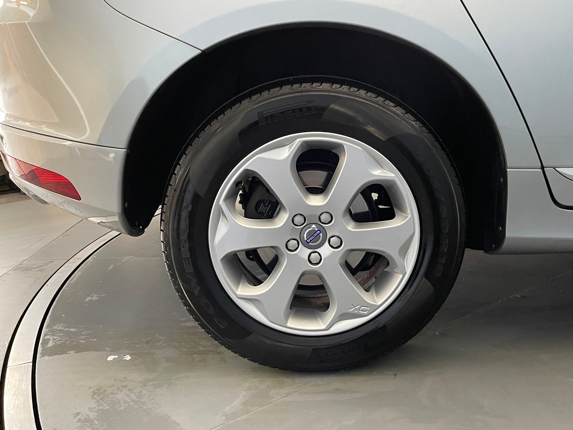 VOLVO XC60 2.4 D4 Summum AWD S/S-image-5