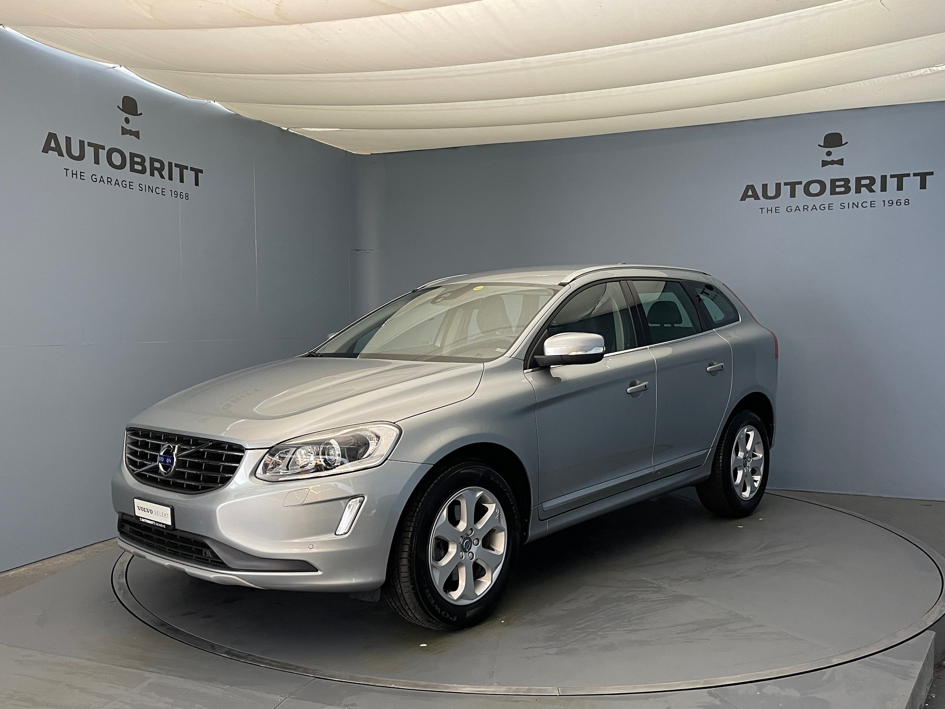 VOLVO XC60 2.4 D4 Summum AWD S/S